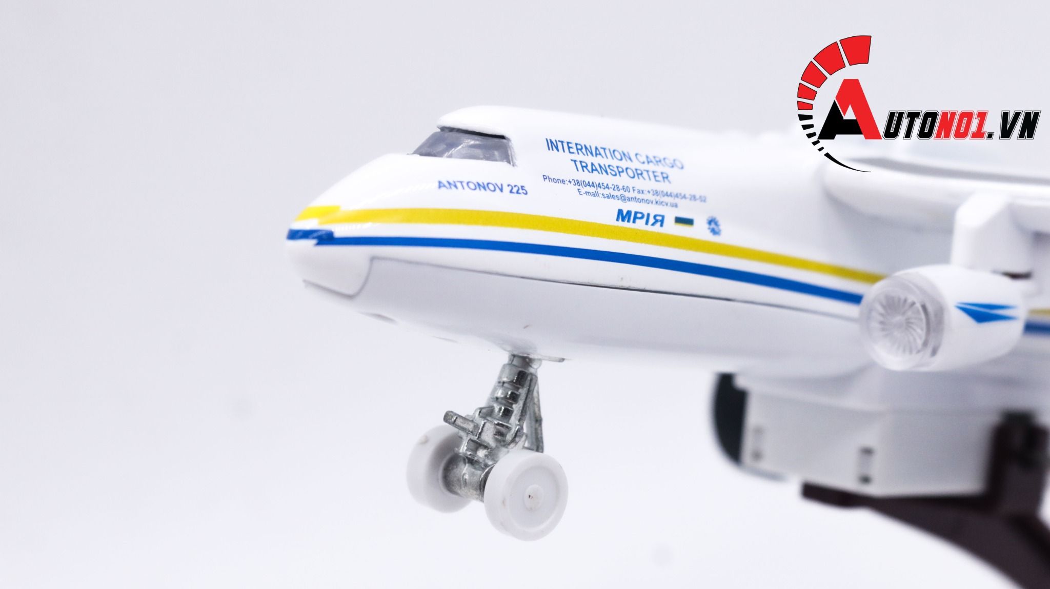  Mô hình máy bay vận chuyển Antonov 225 22cm MB22000 