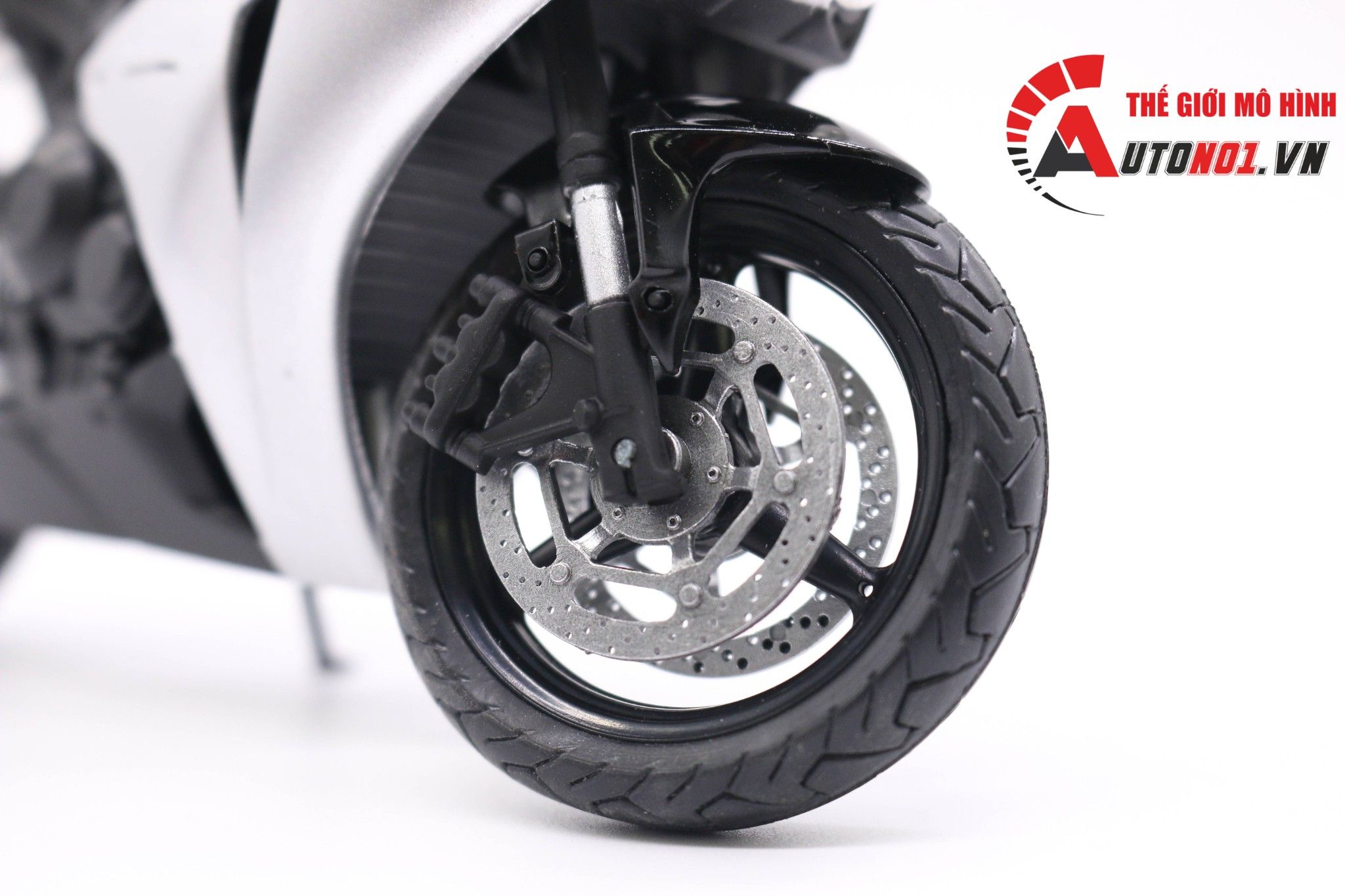  Mô hình xe Honda cbr 1000rr silver 1:12 Joycity 5407 