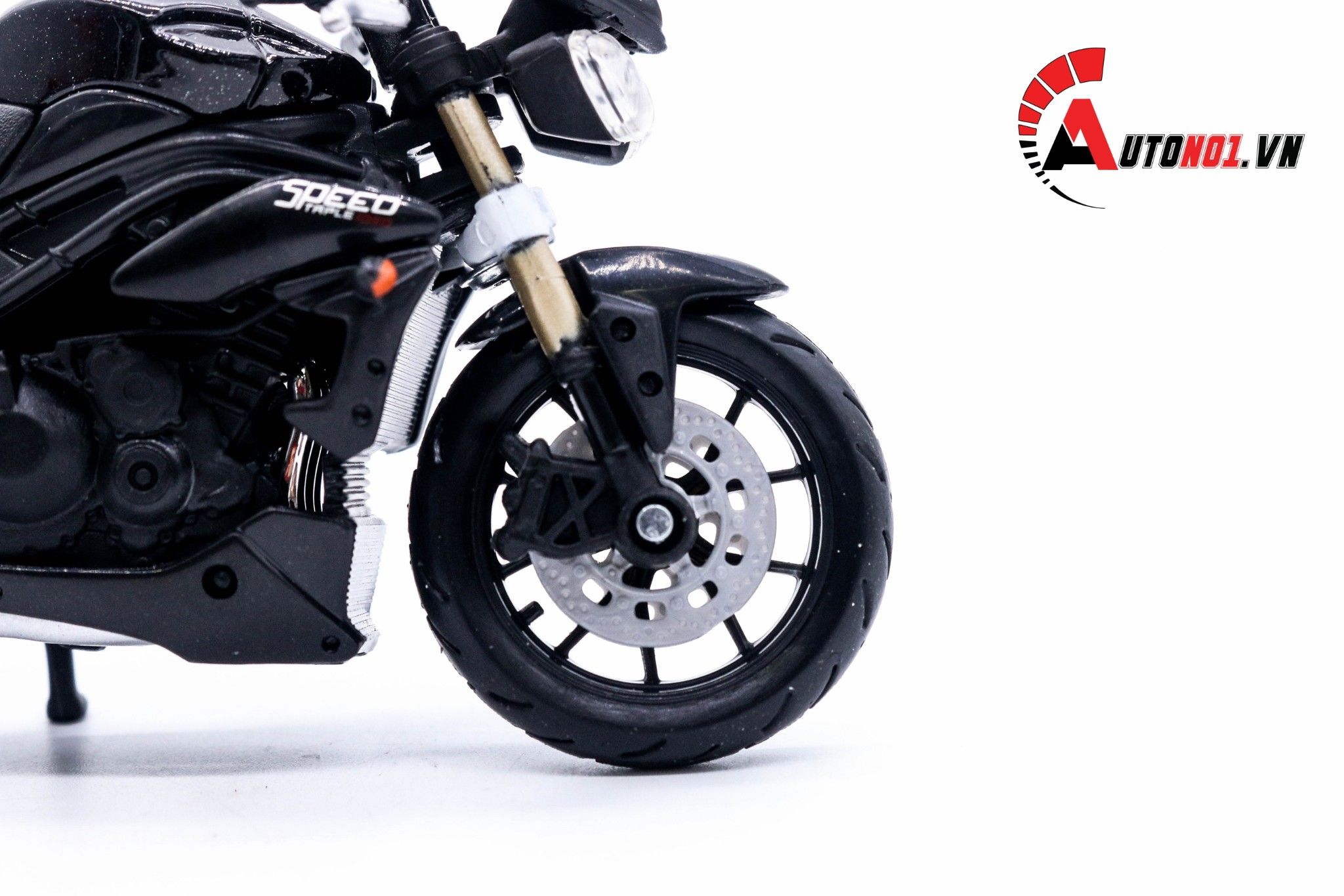  Mô hình xe Triumph speed triple 2011 1:18 Bburago 6169 