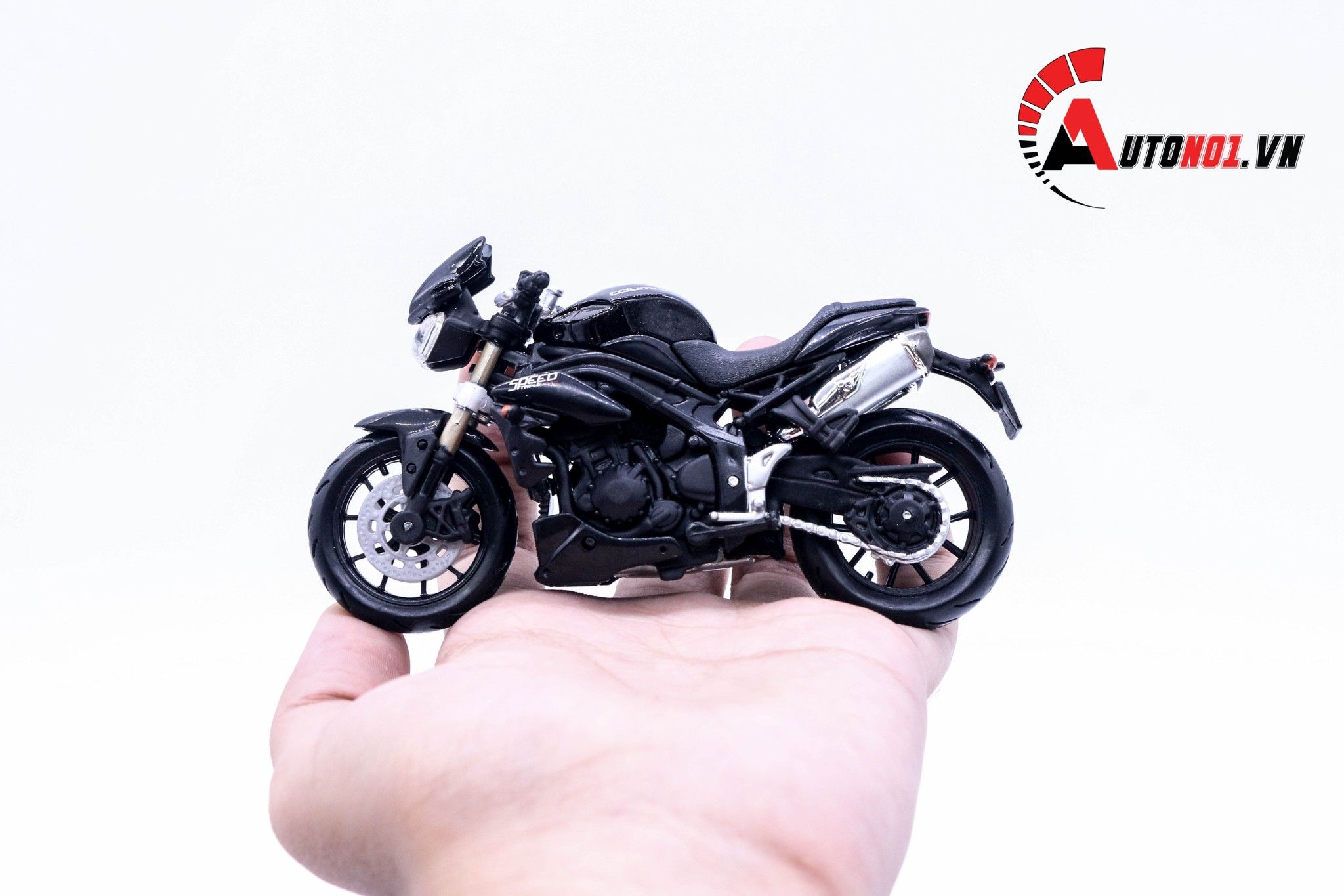  Mô hình xe Triumph speed triple 2011 1:18 Bburago 6169 