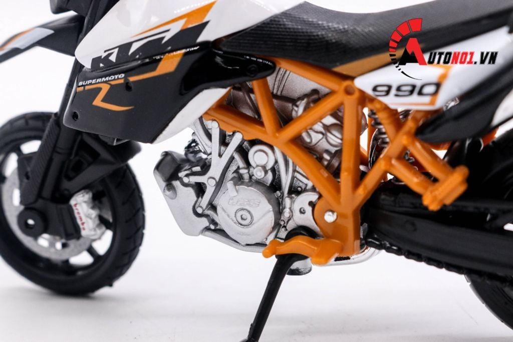 MÔ HÌNH XE KTM 990 SUPERMOTO R 1:18 BBURAGO 1022