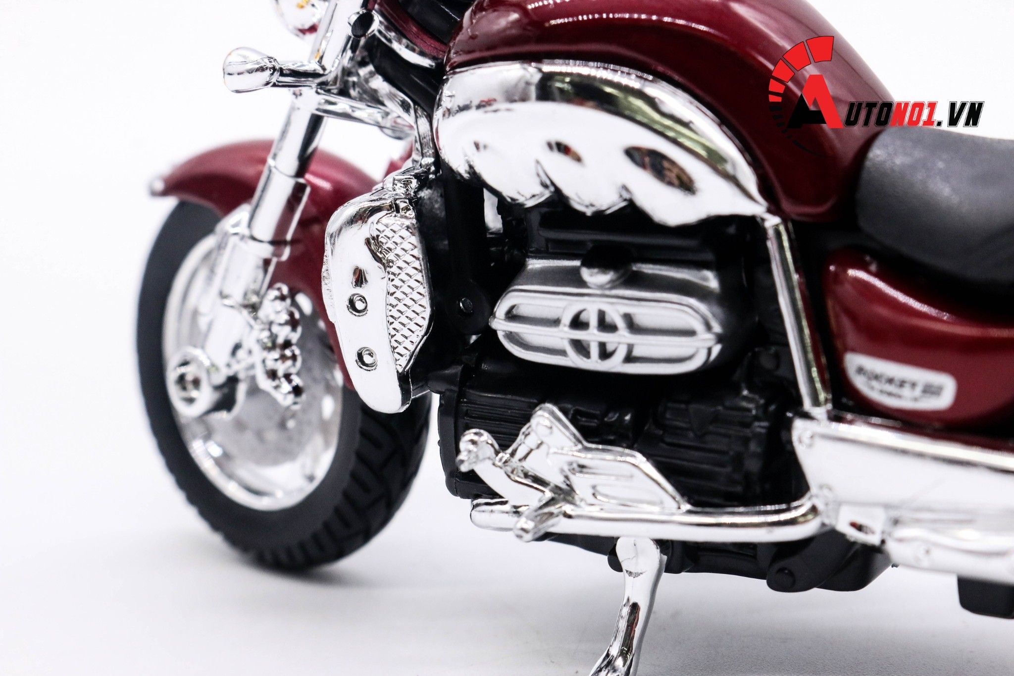  Mô hình xe Triumph Rocket III red 1:18 Bburago 1019 