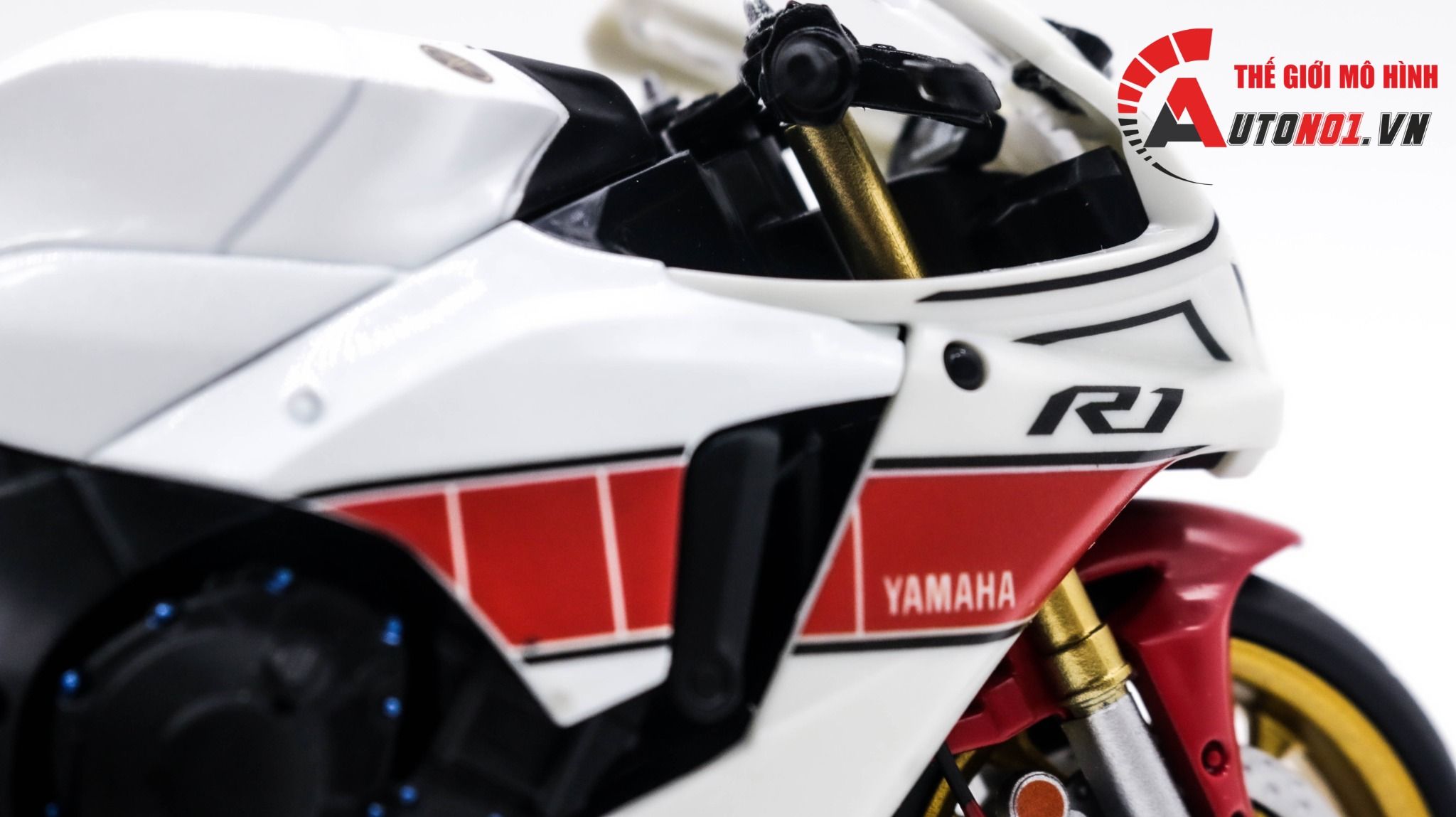  Mô hình xe độ Yamaha Yzf R1 anniversary độ pô SC tỉ lệ 1:12 Autono1 D231 