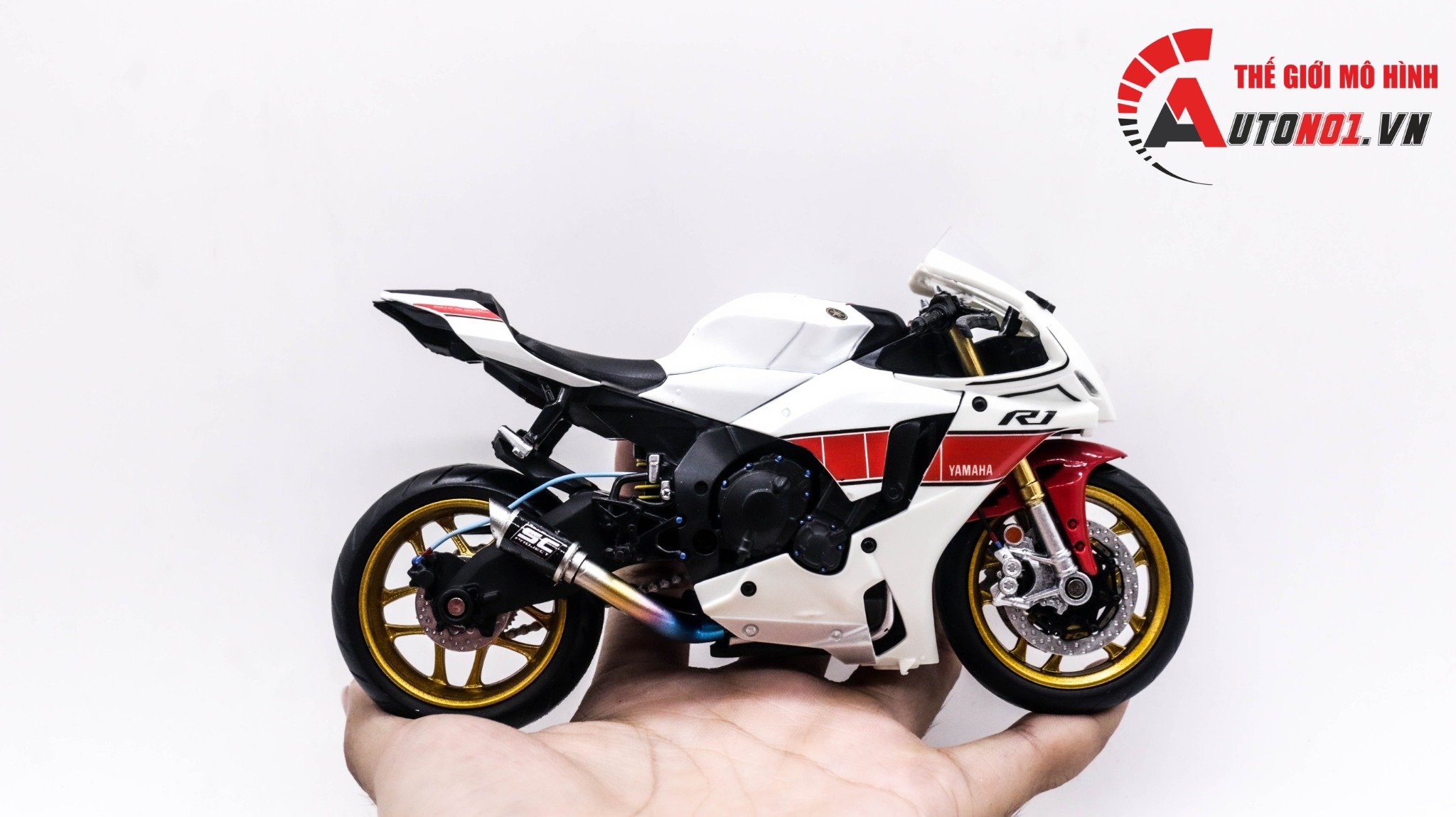  Mô hình xe độ Yamaha Yzf R1 anniversary độ pô SC tỉ lệ 1:12 Autono1 D231 