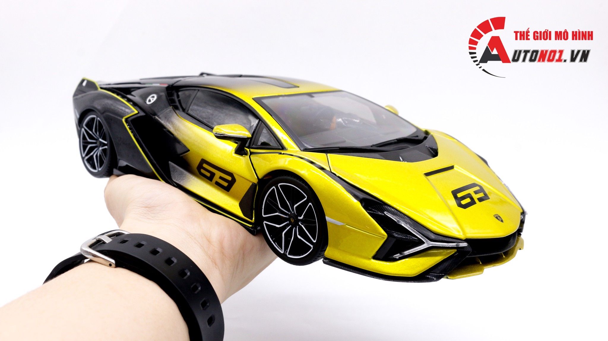  Mô hình xe Lamborghini Sian Fkp 37 Black Yellow 1:18 Bburago 7517 