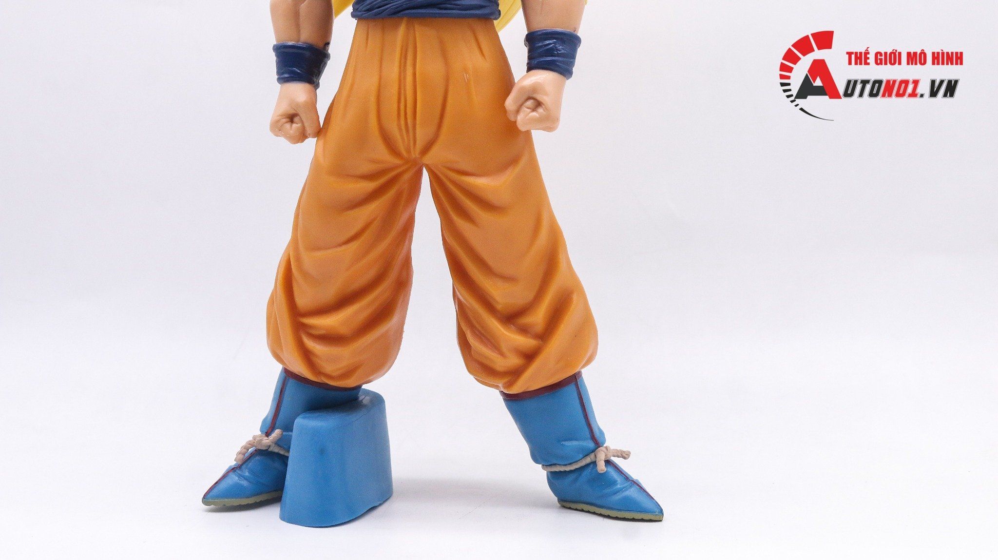  Mô hình nhân vật Dragonball Songoku super saiyan 3 33cm FG157 