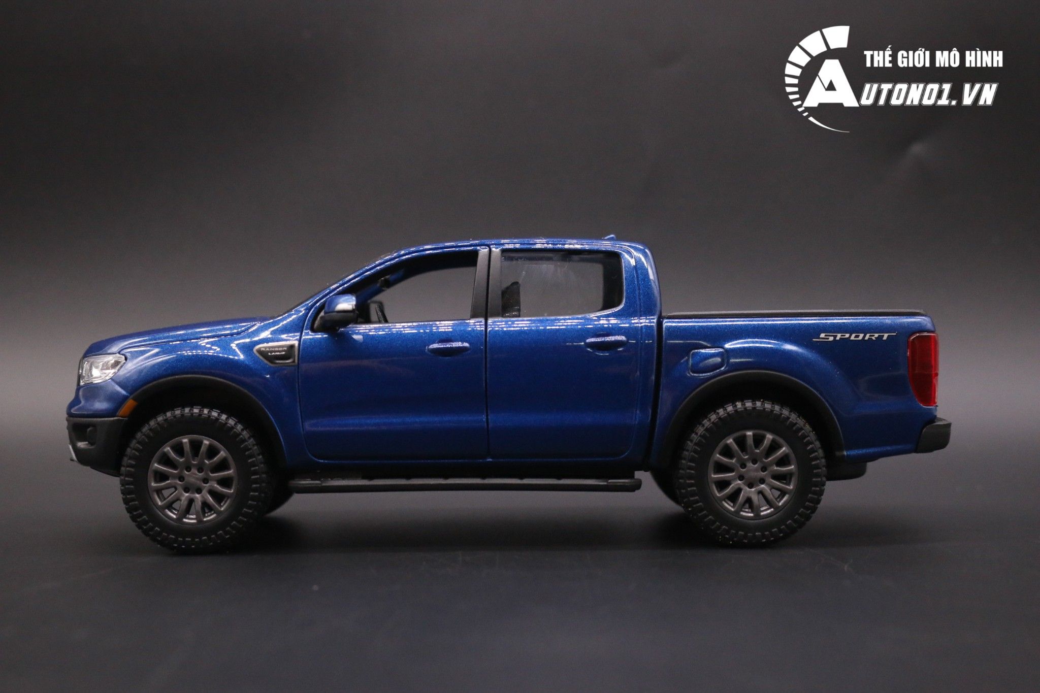 Mô Hình Xe Ford Ranger 2023 Màu Đỏ Cam