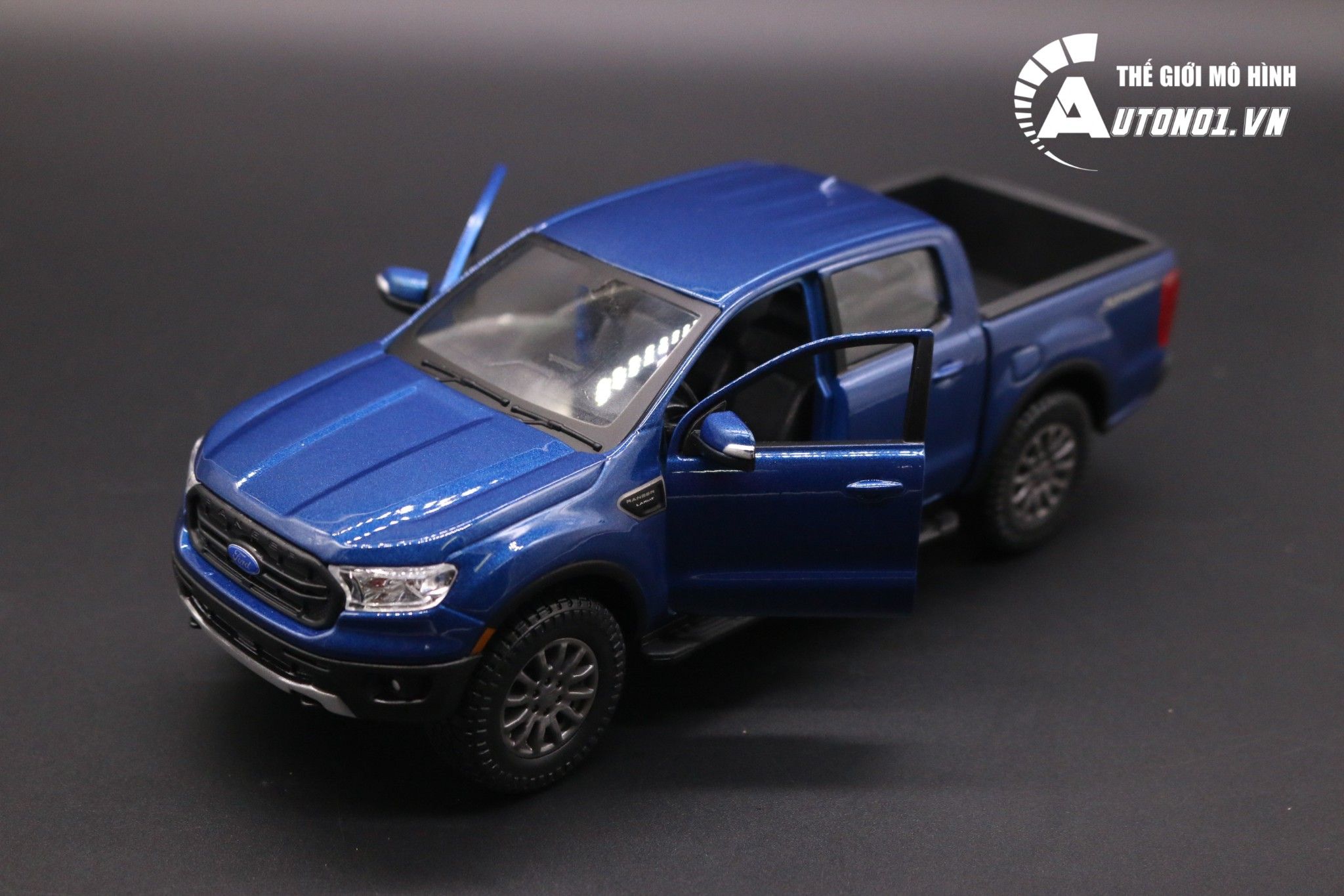  Mô hình xe Ford Raptor Ranger 1:27 mở được 2 cửa Maisto 7032 