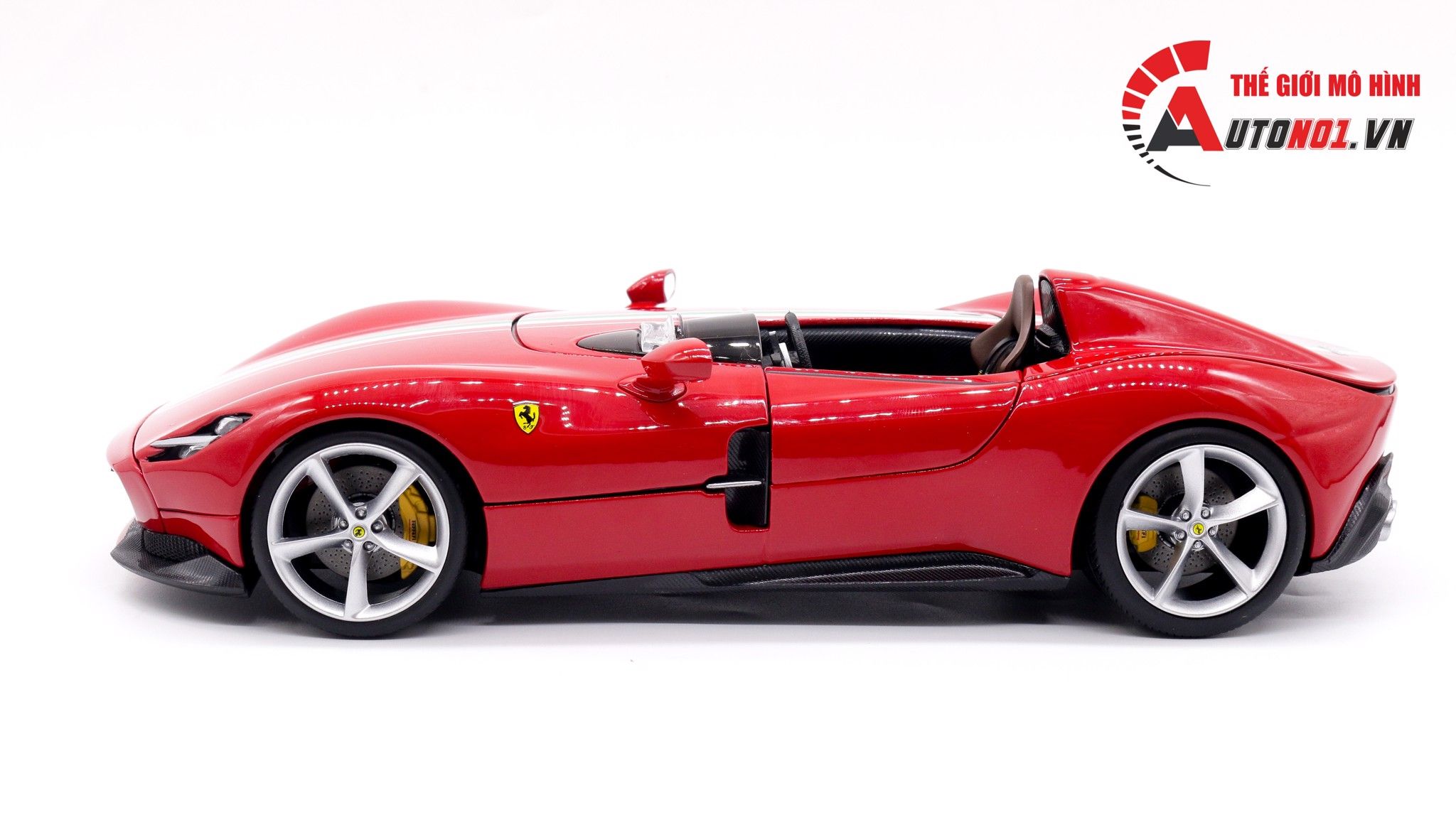  Mô hình xe Ferrari Monza Sp1 Sports Red 1:18 Signature Bburago 7547 