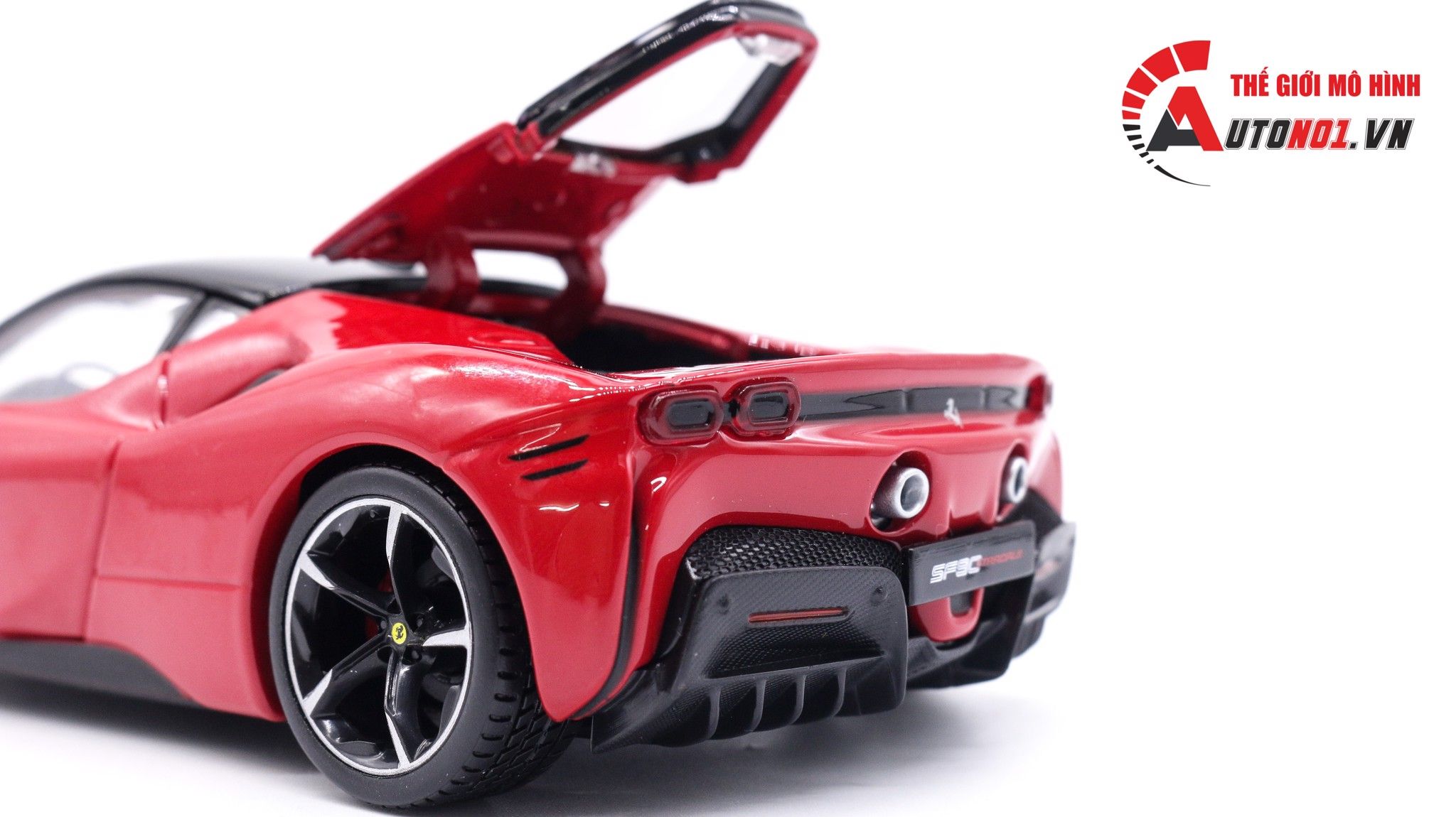  Mô hình xe Ferrari Sf90 Stradale đánh lái được full open 1:24 Bburago 7528 