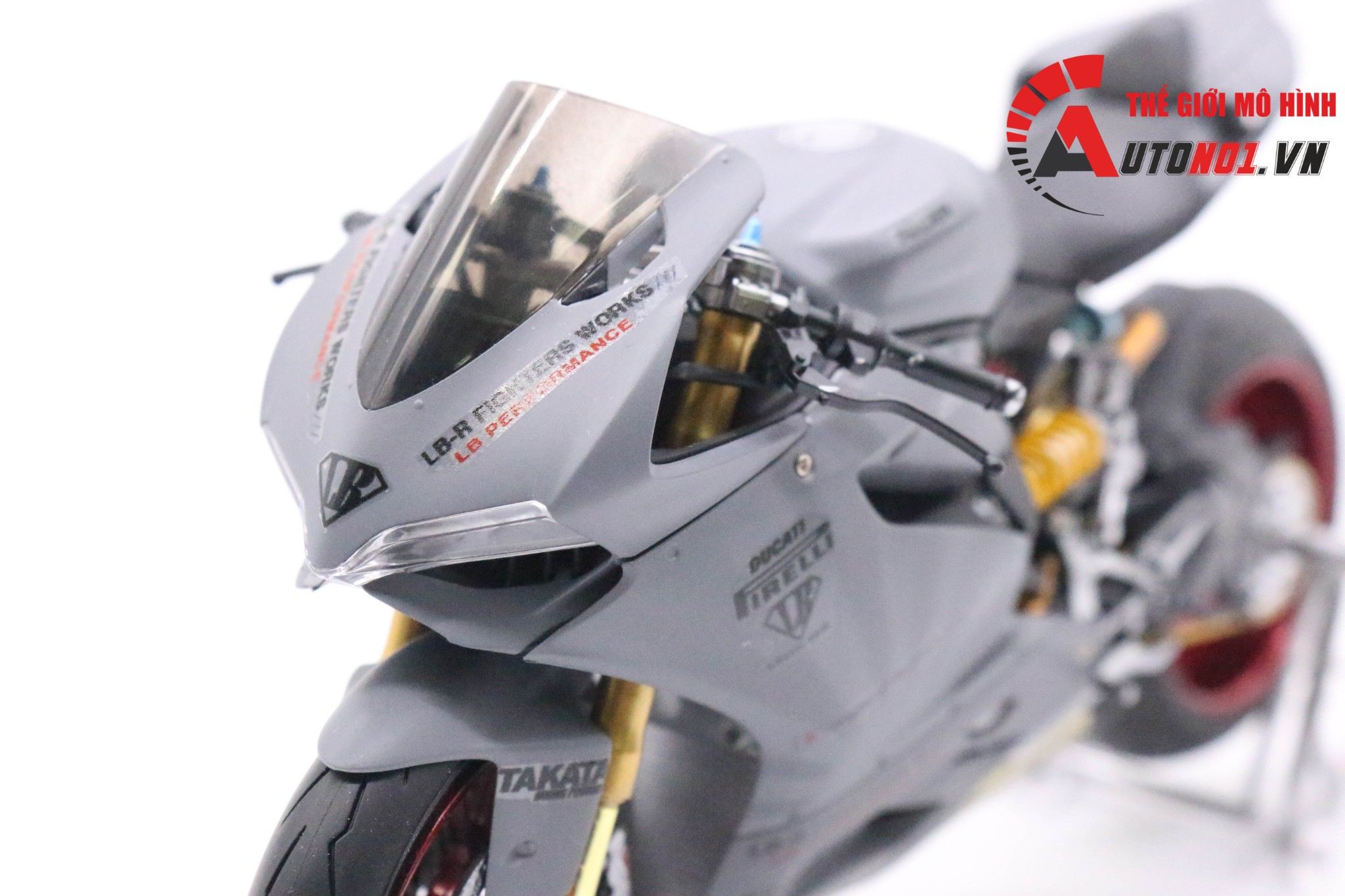  Mô hình siêu xe Ducati 1199 Panigale Liberty Walk 1:12 Tamiya 6526 