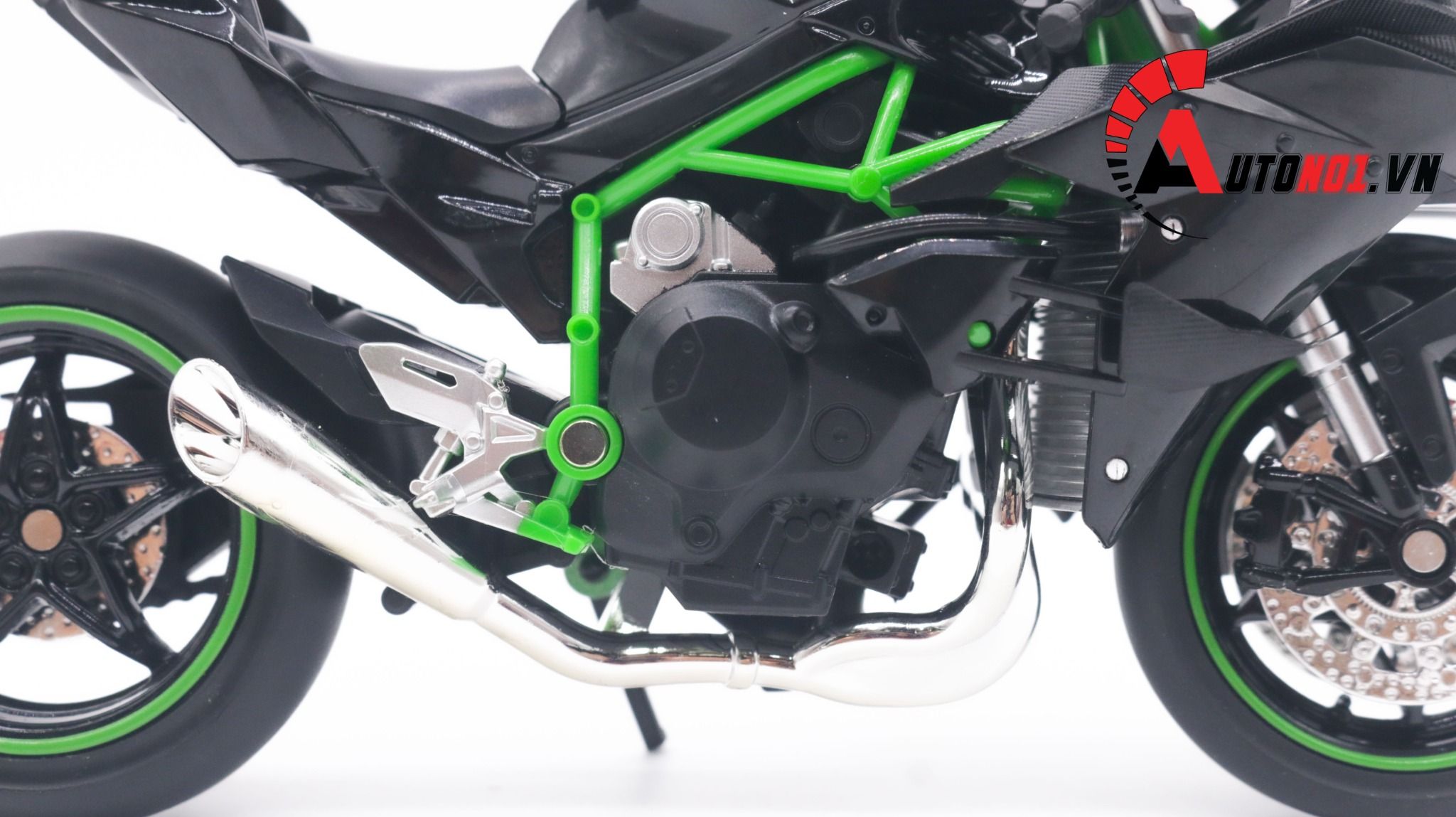  Mô hình xe Kawasaki H2R có đế có ben nâng 1:12 Jiaye Model MT042 