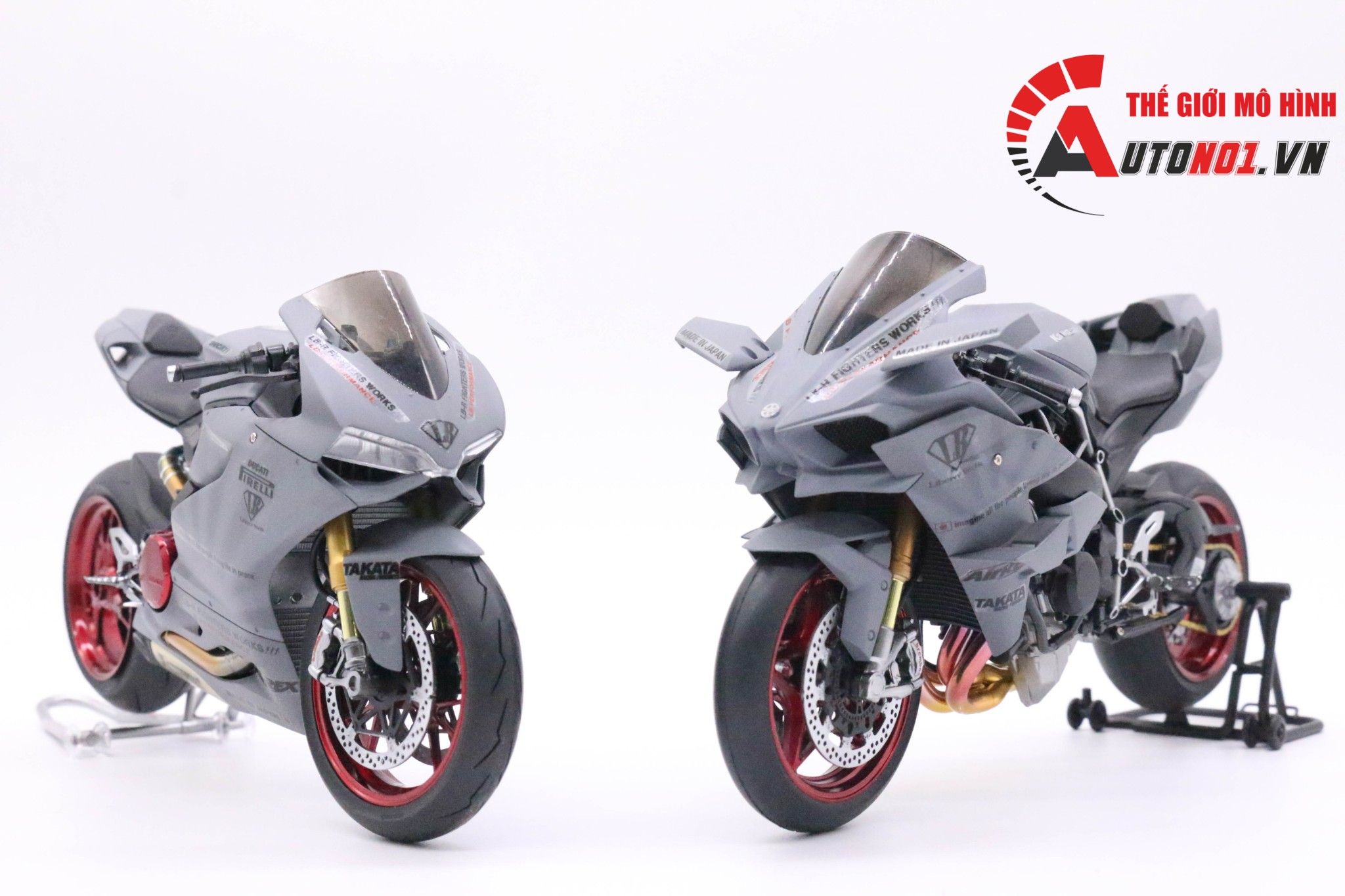  Mô hình siêu xe Ducati 1199 Panigale Liberty Walk 1:12 Tamiya 6526 