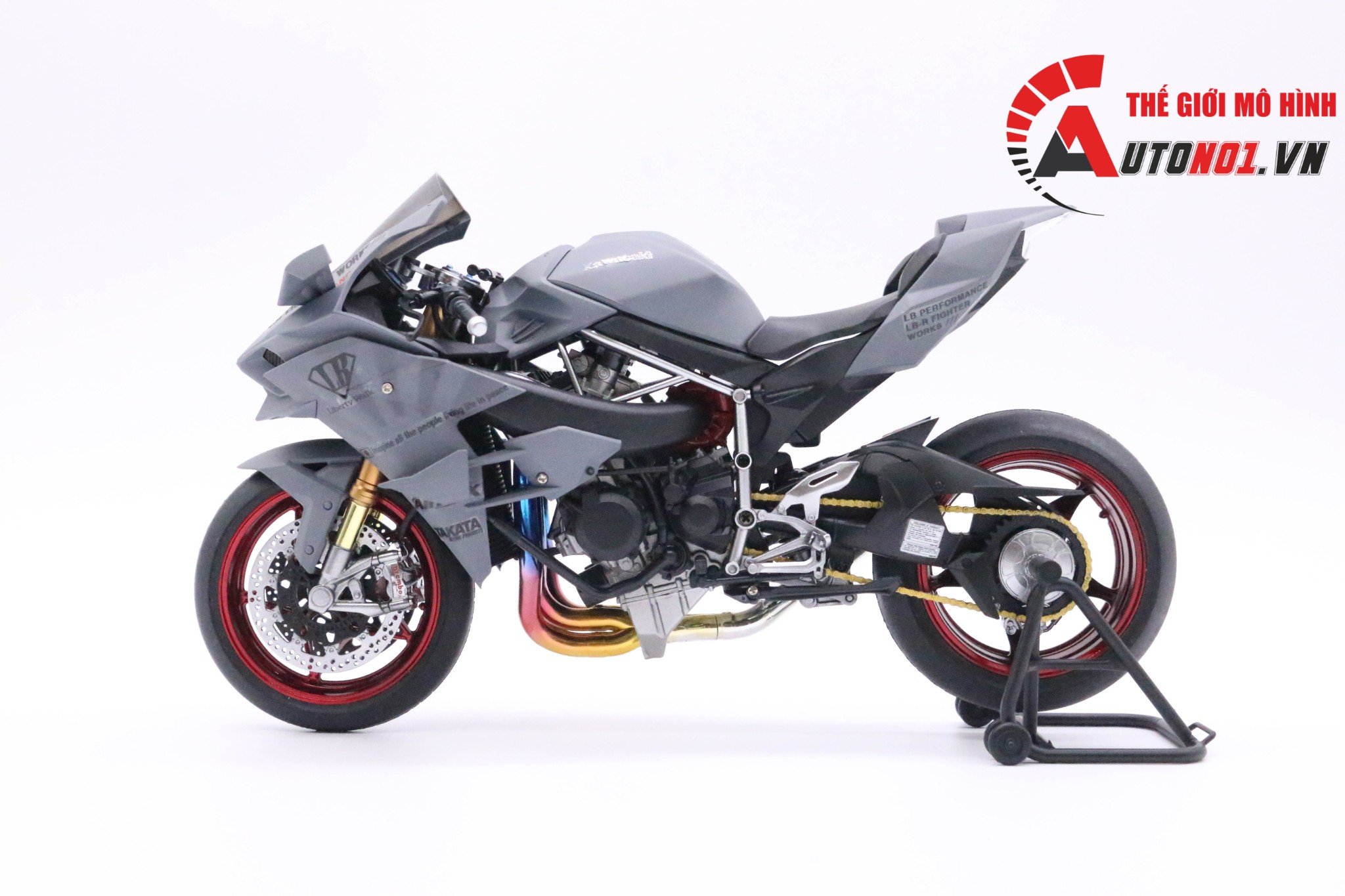 MÔ HÌNH KAWASAKI H2R CUSTOM LIBERTY WALK 1:12 TAMIYA D008