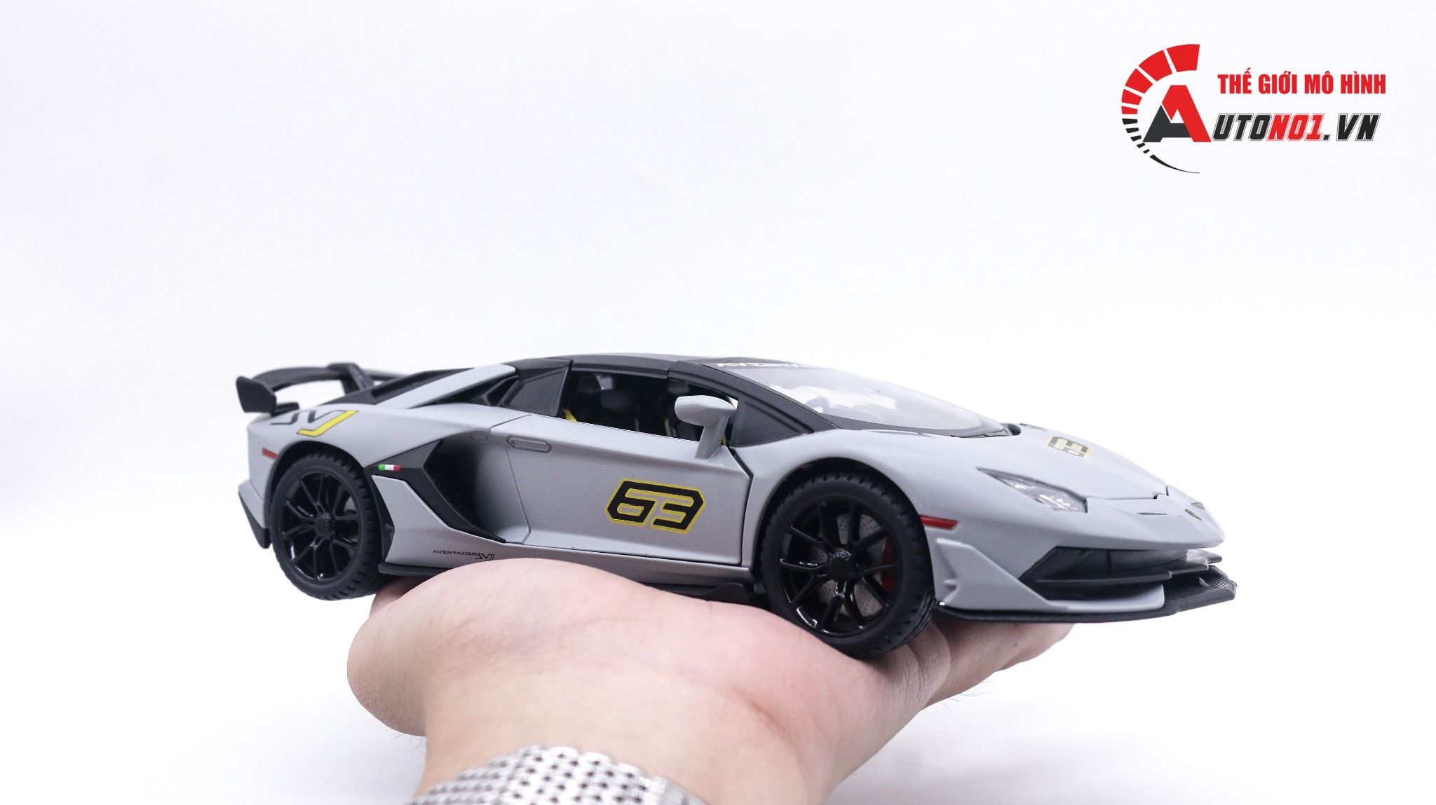  Mô hình xe Lamborghini Aventador Svj63 đánh lái được full open, mui xe có thể tháo rời 1:24 Miniauto DC24301 
