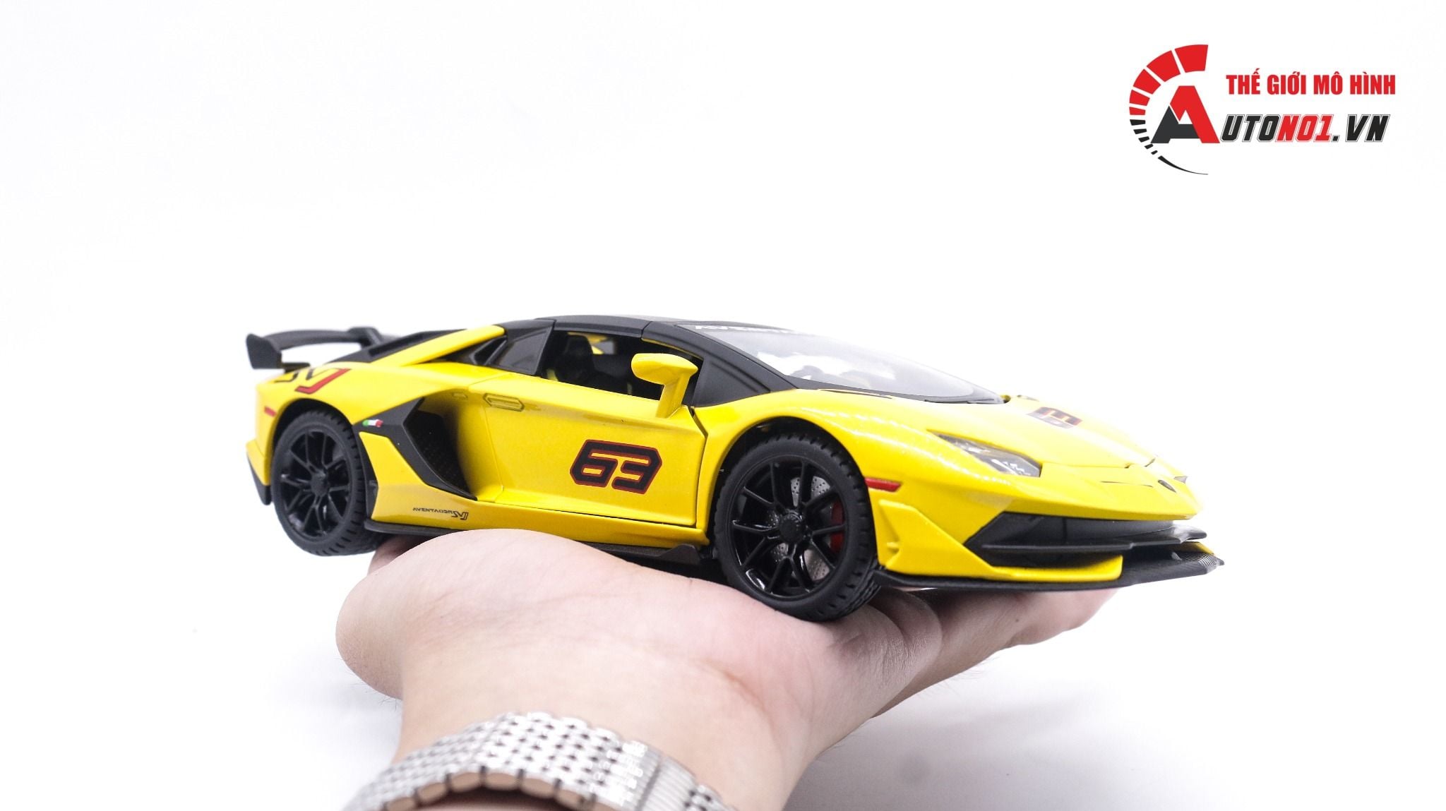  Mô hình xe Lamborghini Aventador Svj63 đánh lái được full open, mui xe có thể tháo rời 1:24 Miniauto DC24301 