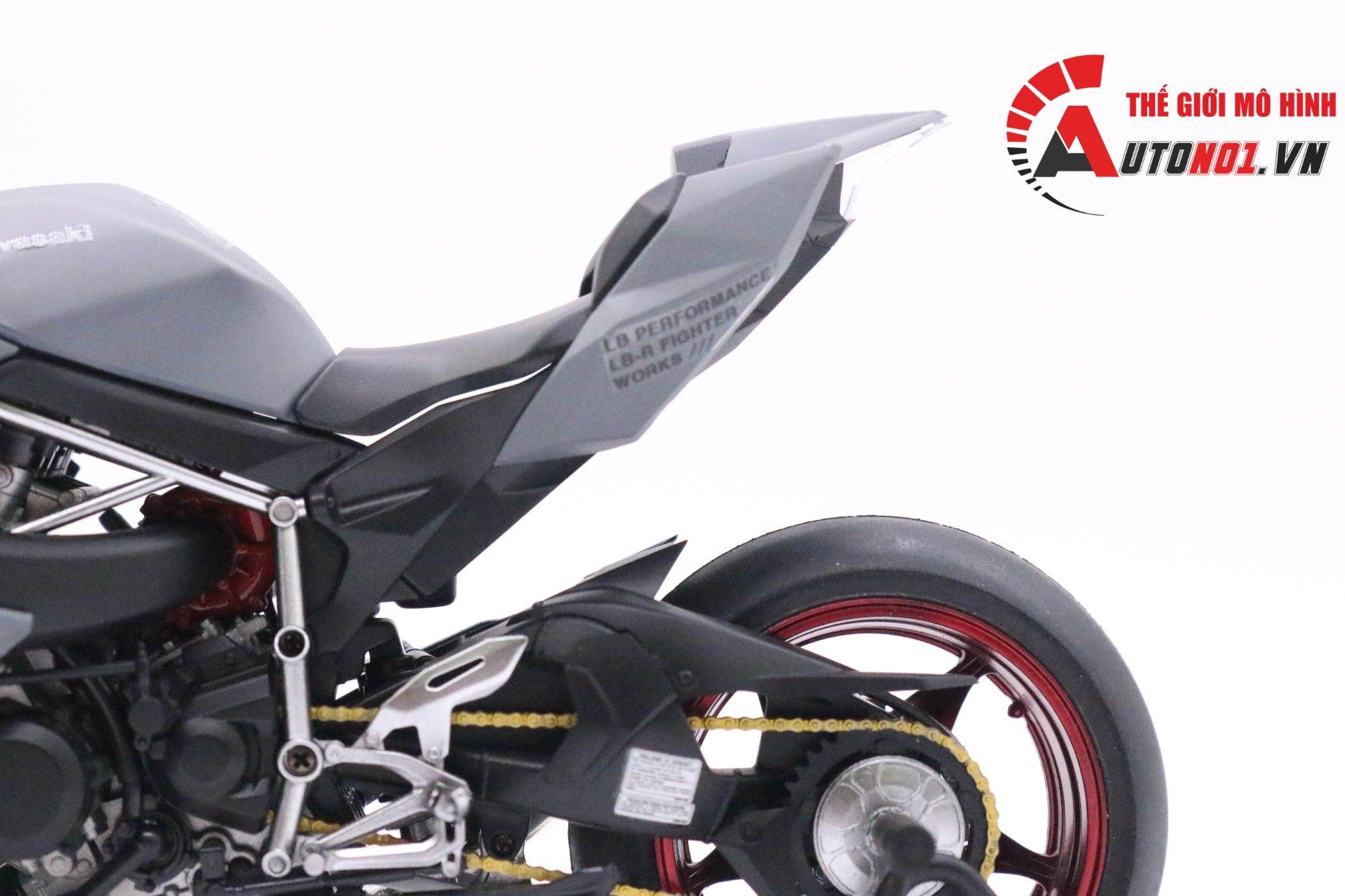  Mô hình xe Kawasaki H2r Custom Liberty Walk 1:12 Tamiya D008 