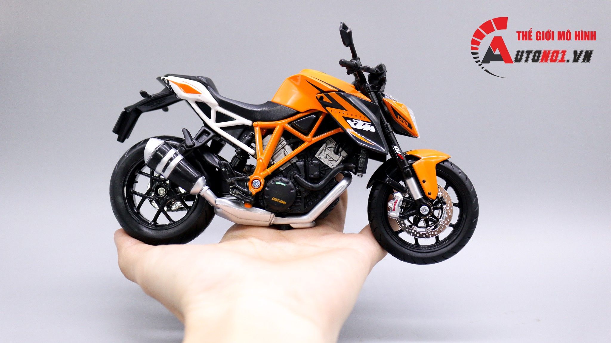 Mô hình xe Ktm 1290 Super Duke R orange 1:12 Maisto 6767