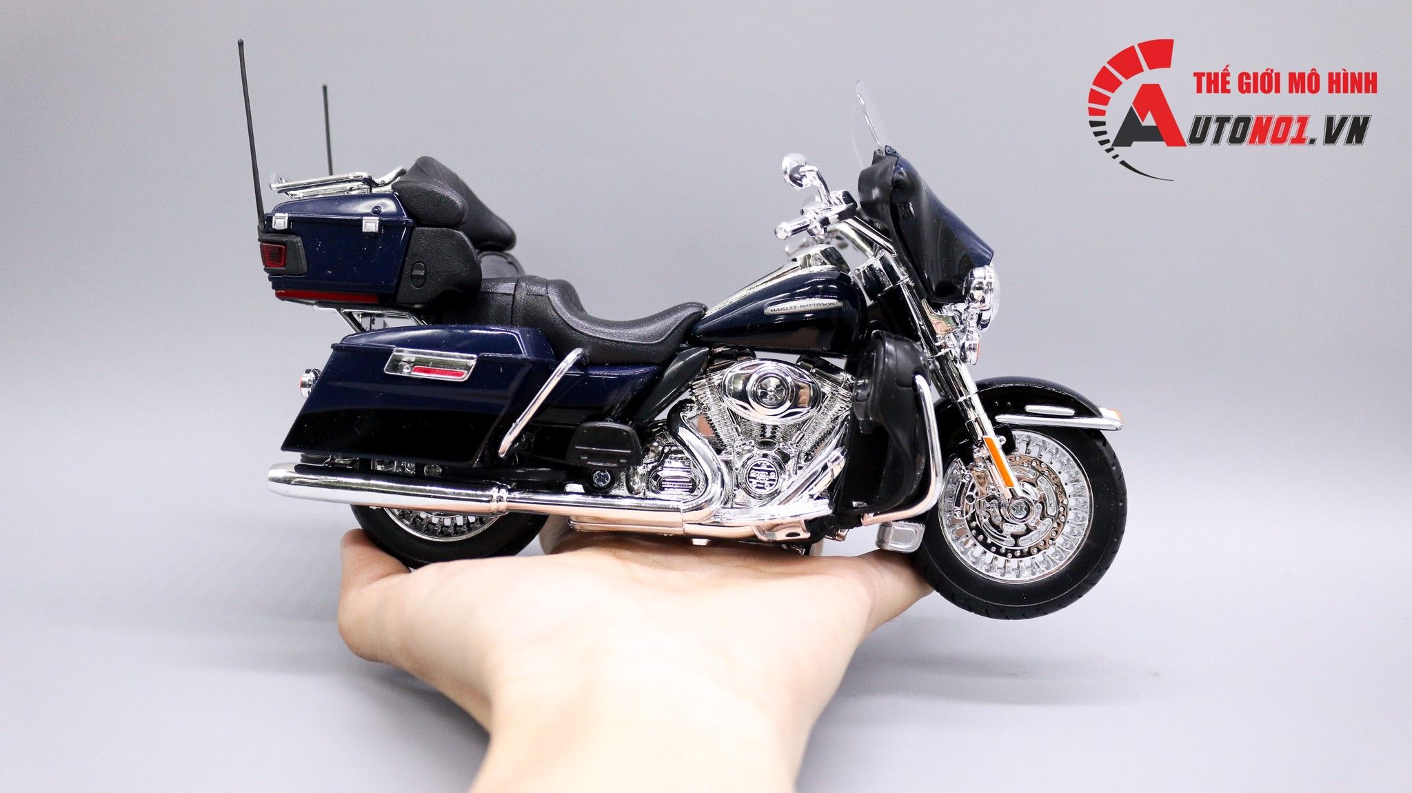  Mô hình xe Harley Davidson flhtk electra glide ultra limited black blue 2013 1:12 Maisto 4832 