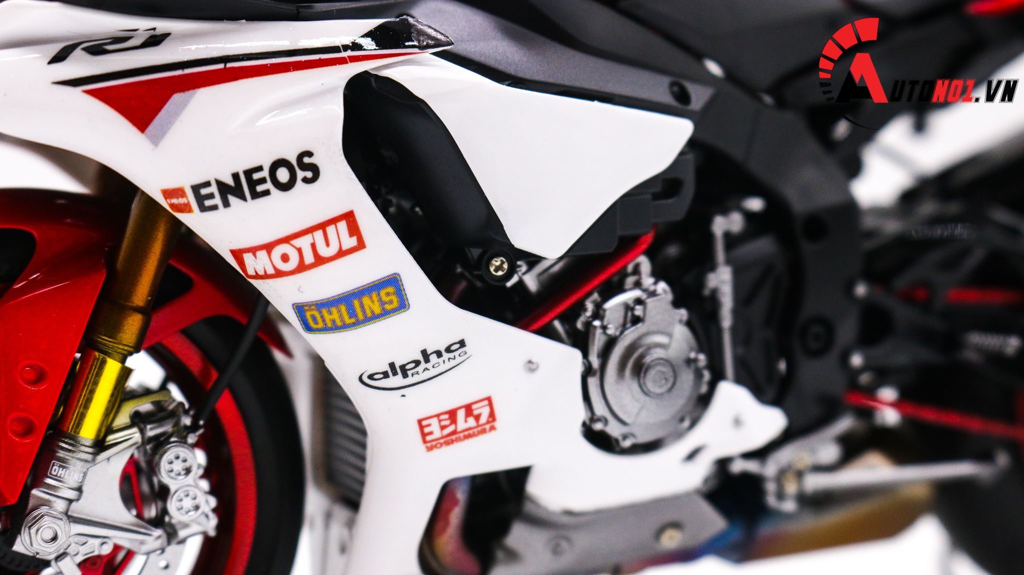  Mô hình xe Yamaha Yzf R1 Red White 1:12 Tamiya D080 