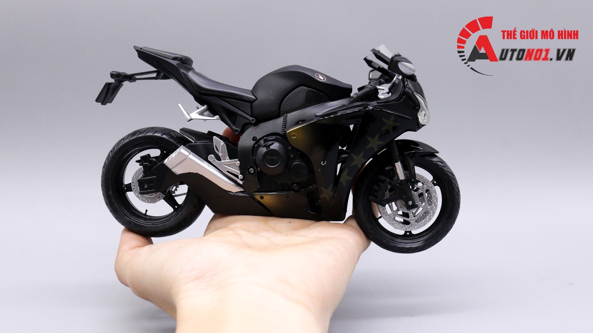  Mô hình xe Honda CBR 1000rr black star 1:12 Joycity 6527 