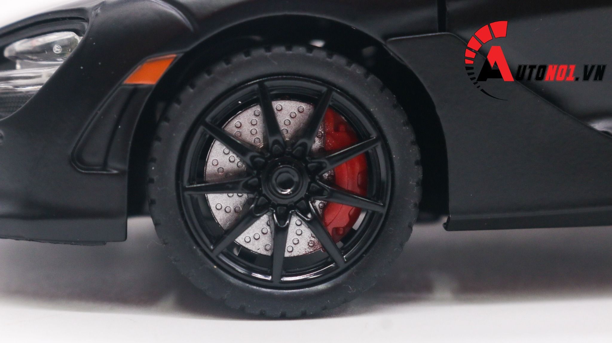  Mô hình xe ô tô Mclaren 720S full open tỉ lệ 1:24 Chezhi CZ24582 