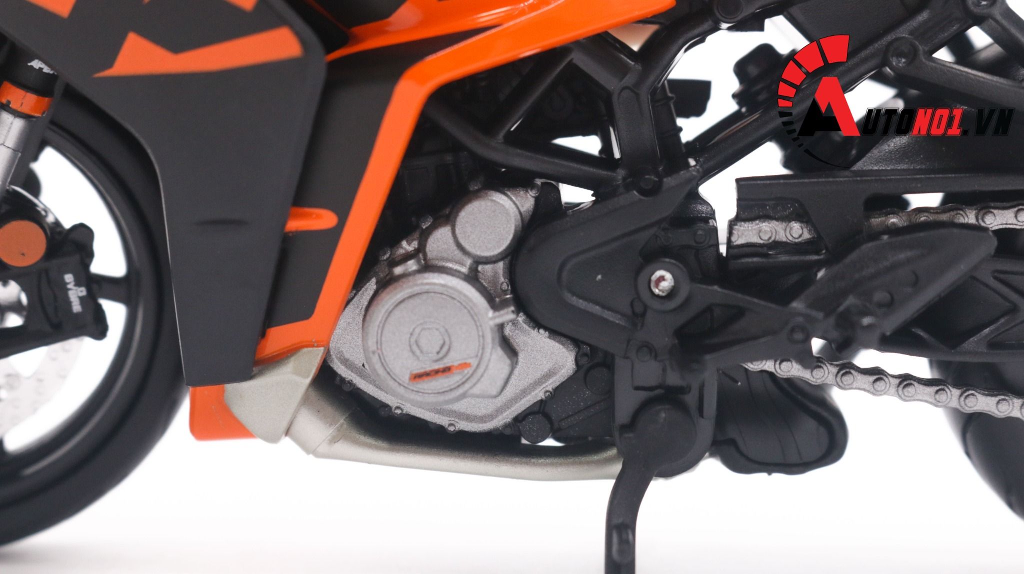  Mô hình xe KTM RC 390 không đế 1:12 Maisto MT039 