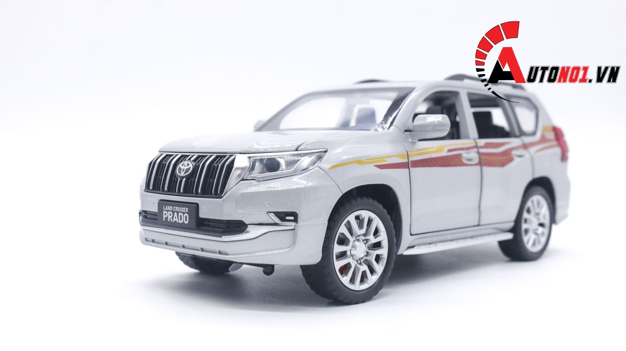  Mô hình xe ô tô Toyota Landcruiser Prado SUV full open tỉ lệ 1:24 Alloy OT233 