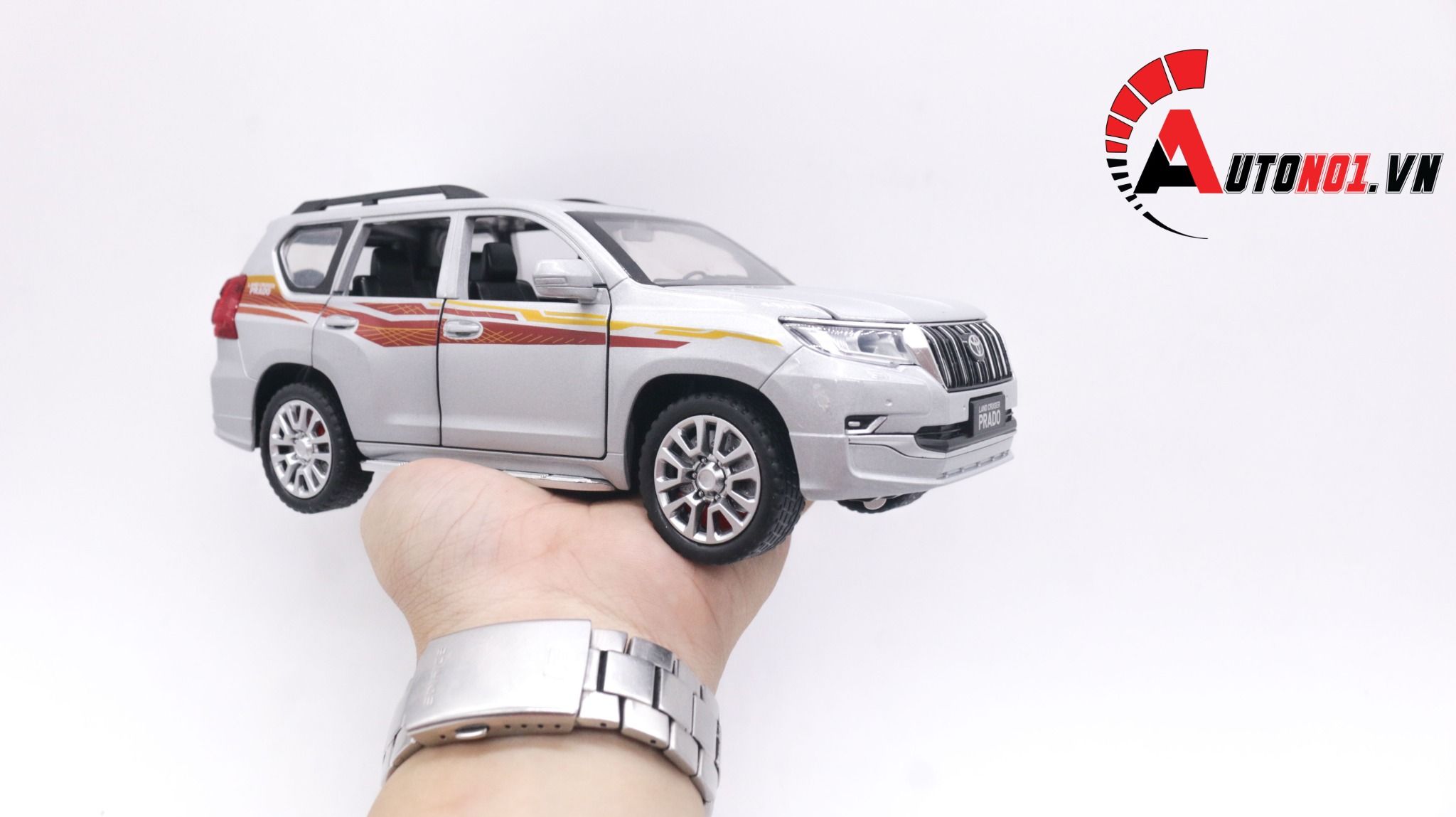  Mô hình xe ô tô Toyota Landcruiser Prado SUV full open tỉ lệ 1:24 Alloy OT233 