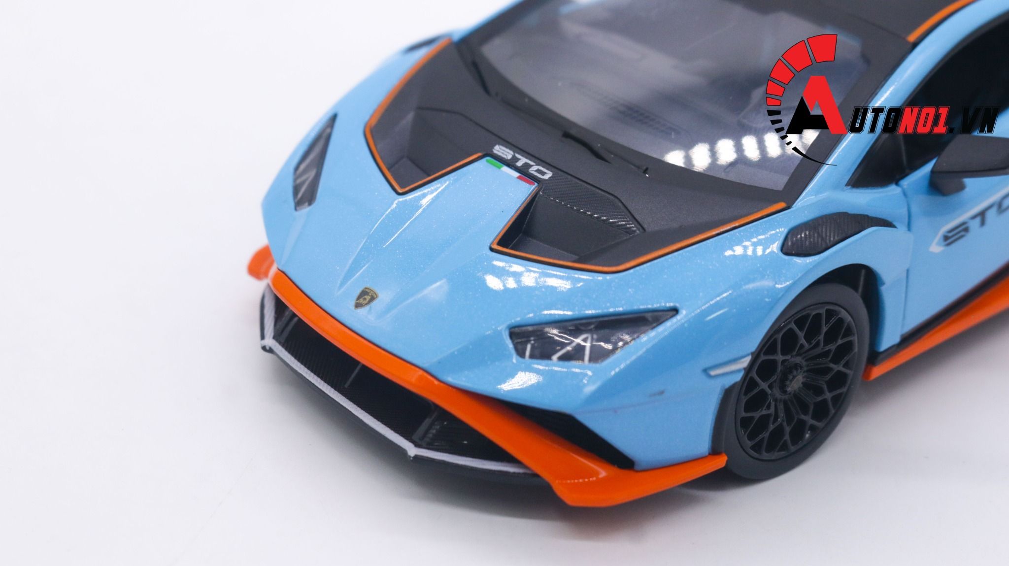  Mô hình xe ô tô Lamborghini Huracan STO tỉ lệ 1:24 CCA OT231 