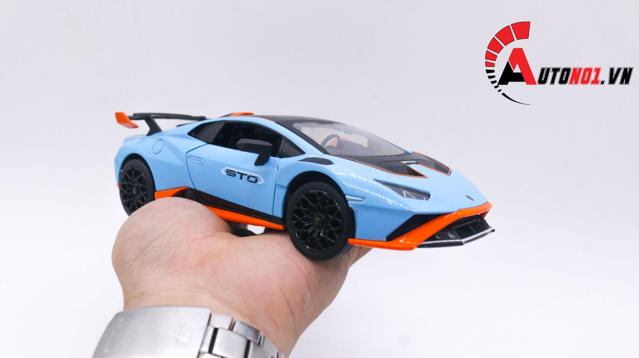  Mô hình xe ô tô Lamborghini Huracan STO tỉ lệ 1:24 CCA OT231 