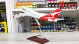  Mô hình máy bay Australia Qantas Boeing B747 không bánh kích thước 32cm MB32001 