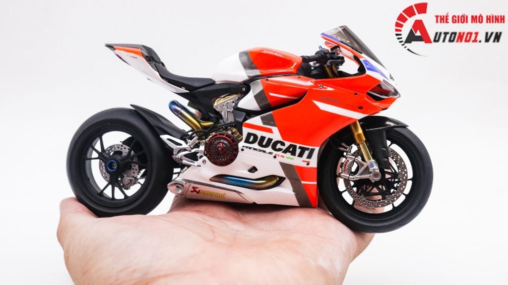 MÔ HÌNH SIÊU XE DUCATI 1199 PANIGALE NEON NỒI KHÔ 1:12 TAMIYA D219