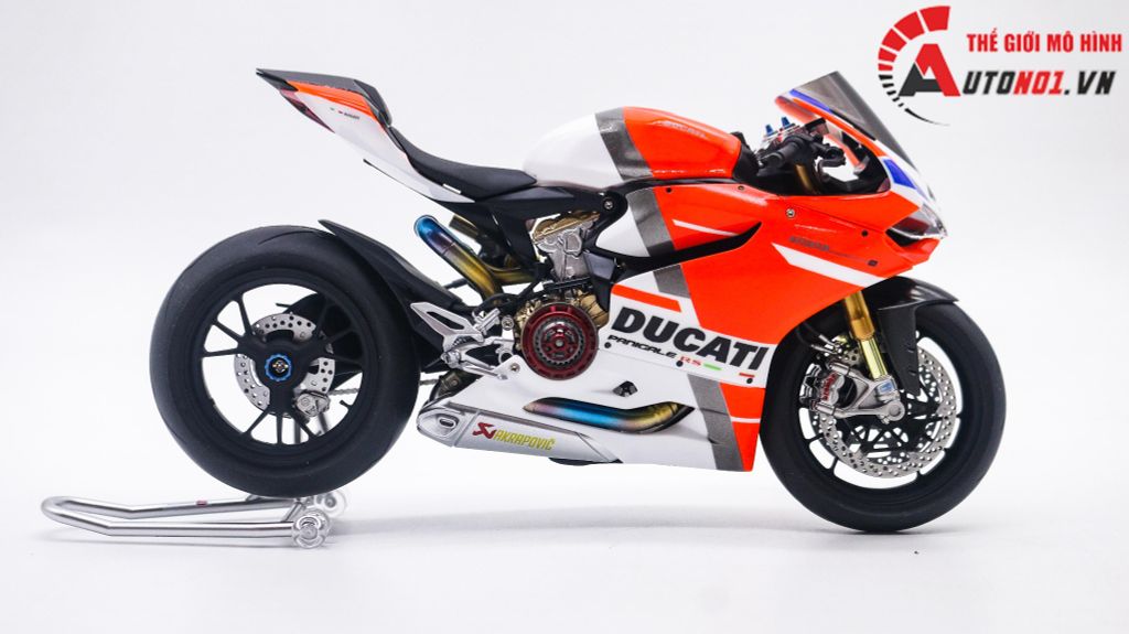 MÔ HÌNH SIÊU XE DUCATI 1199 PANIGALE NEON NỒI KHÔ 1:12 TAMIYA D219