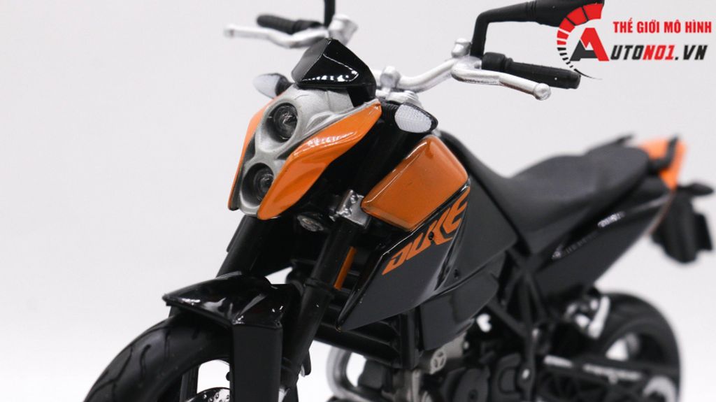 MÔ HÌNH XE MÔ TÔ KTM 690 DUKE 1:12 MAISTO 7794