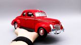  Mô hình xe Ford Deluxe 1939 1:18 Maisto 2917 