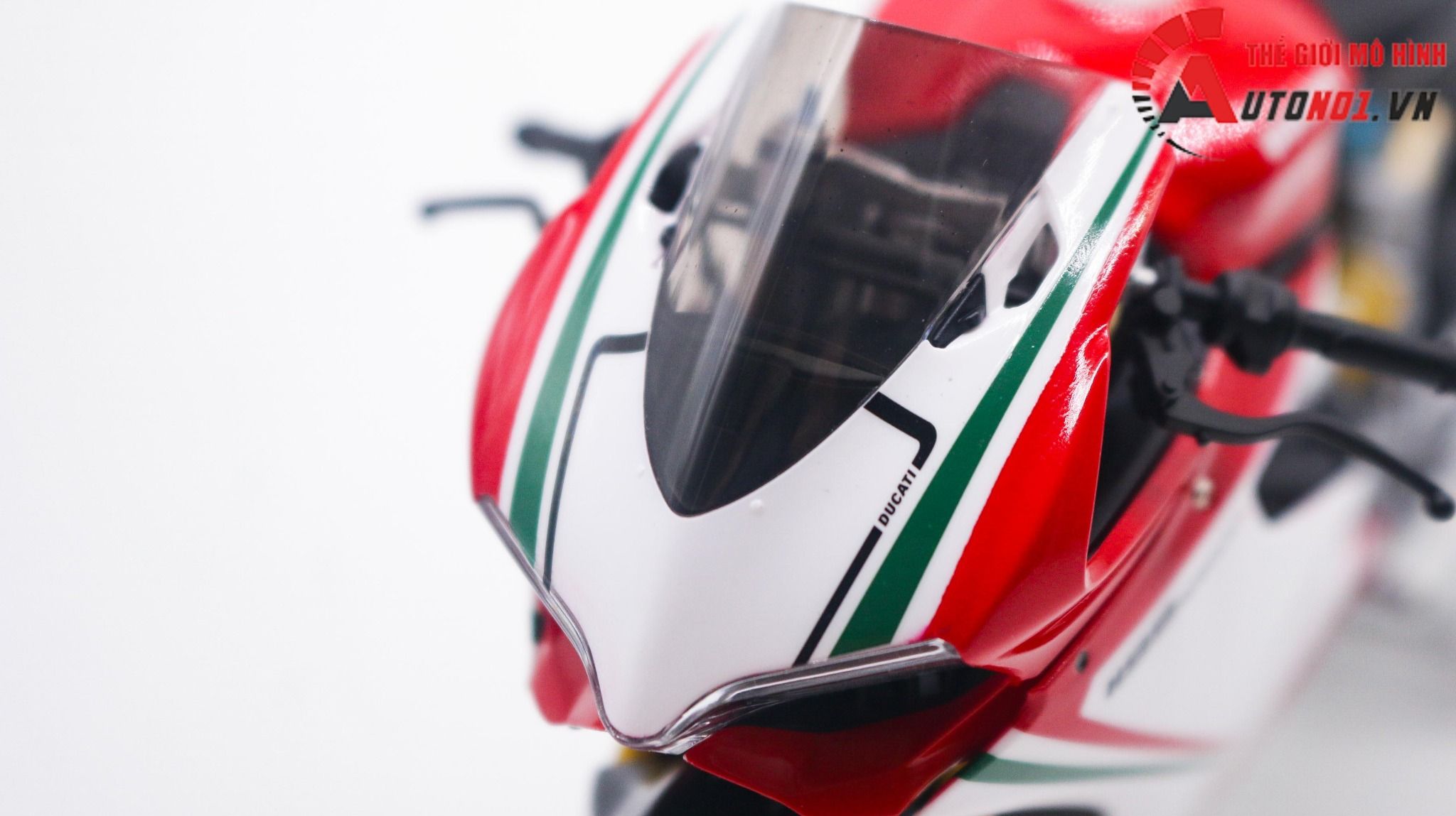  Mô hình xe Ducati 1199 Panigale S Tricolore Nồi Khô 1:12 Tamiya D220 