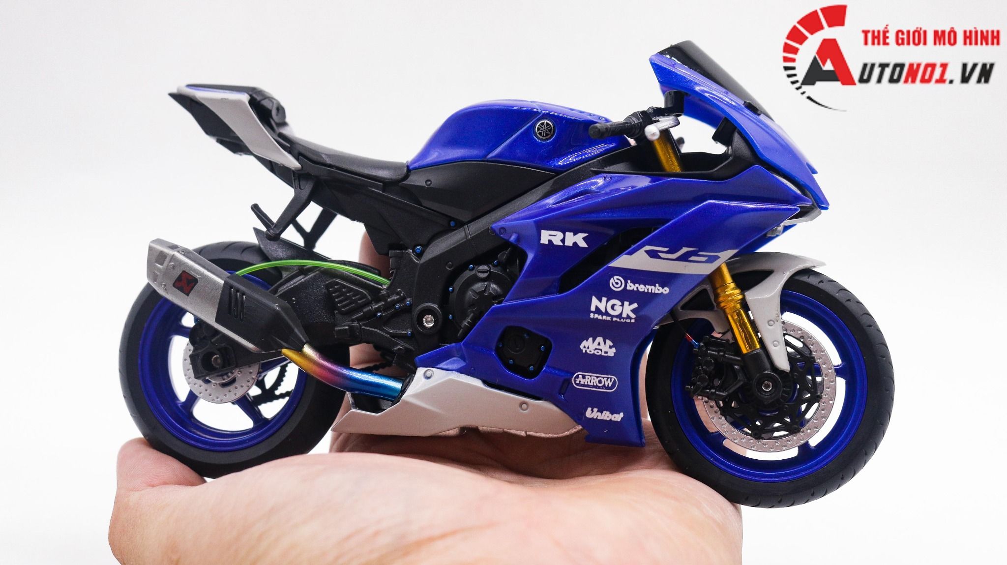  Mô hình xe độ Yamaha R6 Blue Pô Akrapovic 1:12 Autono1 Welly D207E 