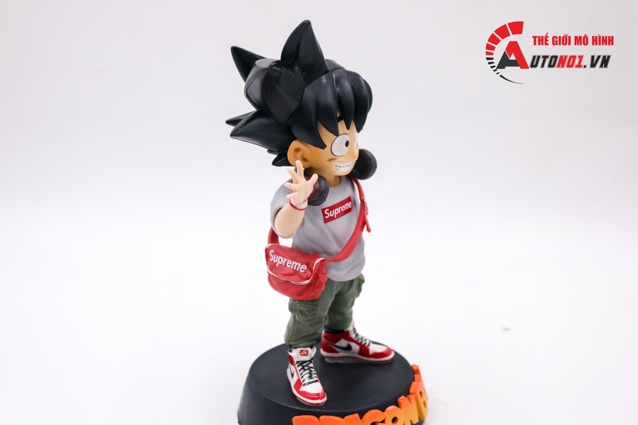  Mô hình nhân vật Dragonball Goten supreme grey 20cm FG190 