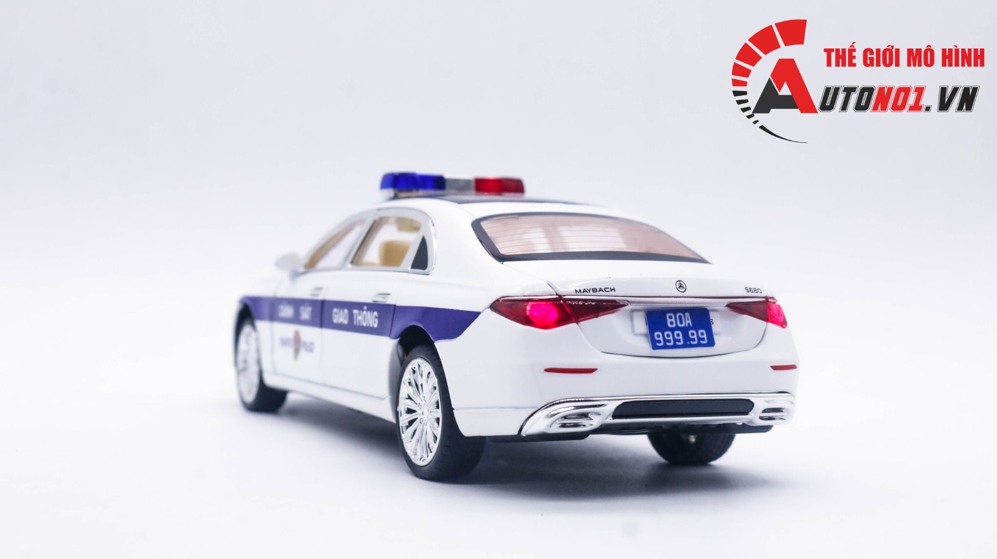  Mô hình xe ô tô độ CSGT Mercedes Benz Maybach S680 full open tỉ lệ 1:24 XHD models OT261 