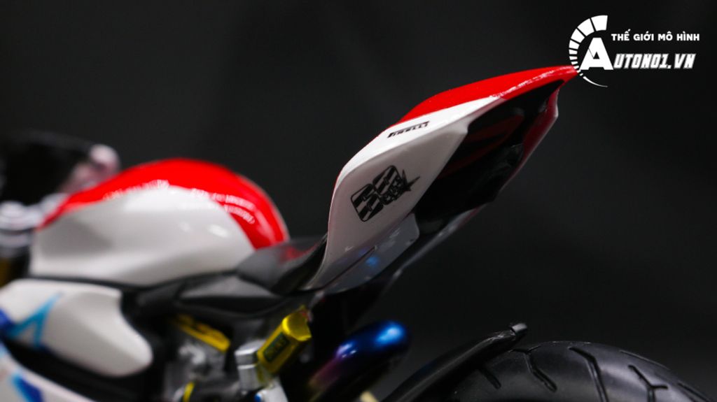 MÔ HÌNH XE ĐỘ DUCATI 1199 PANIGALE CUSTOM NICKY HAYDEN 69 1:12 AUTONO1 D183