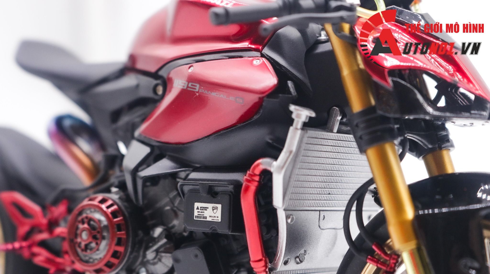  Mô hình xe cao cấp Ducati 1199 Panigale Cafe Racer Red 1:12 Tamiya D055 