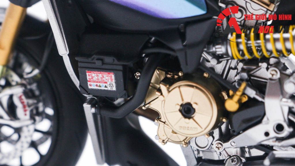 MÔ HÌNH CAO CẤP DUCATI 1199 PANIGALE CAFE RACER GALAXY 1:12 TAMIYA D079