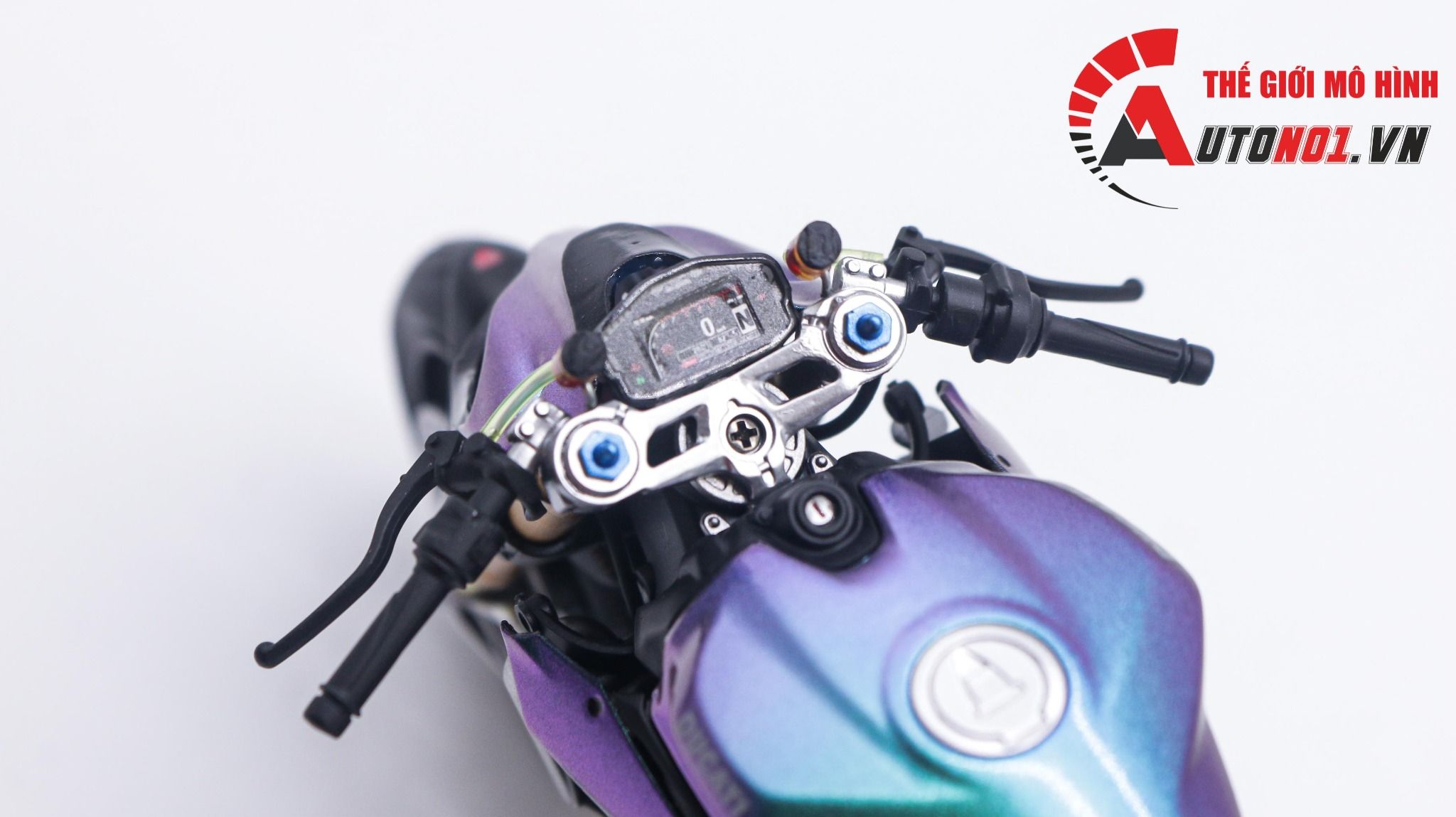  Mô hình xe cao cấp Ducati 1199 Panigale Cafe Racer Galaxy 1:12 Tamiya D079 