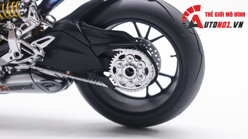 MÔ HÌNH CAO CẤP DUCATI 1199 PANIGALE CAFE RACER GALAXY 1:12 TAMIYA D079