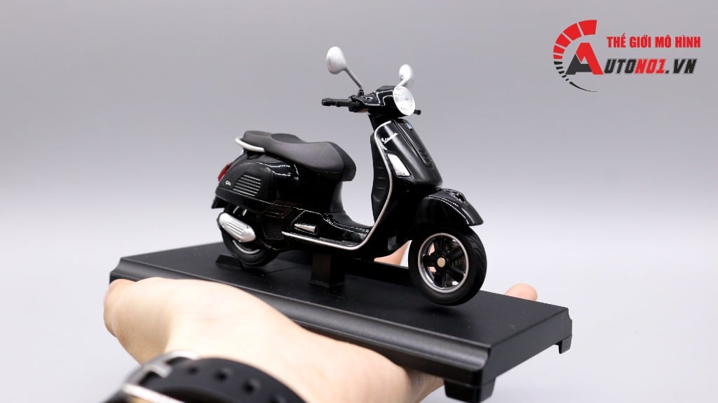  Mô hình xe Vespa gts 125cc 2017 black 1:18 Welly MT078C 