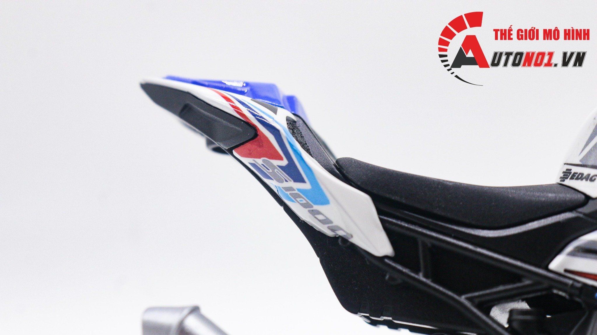  Mô hình xe độ Bmw S1000rr Hp4 Tyco 1:12 Autono1 Welly D226A 