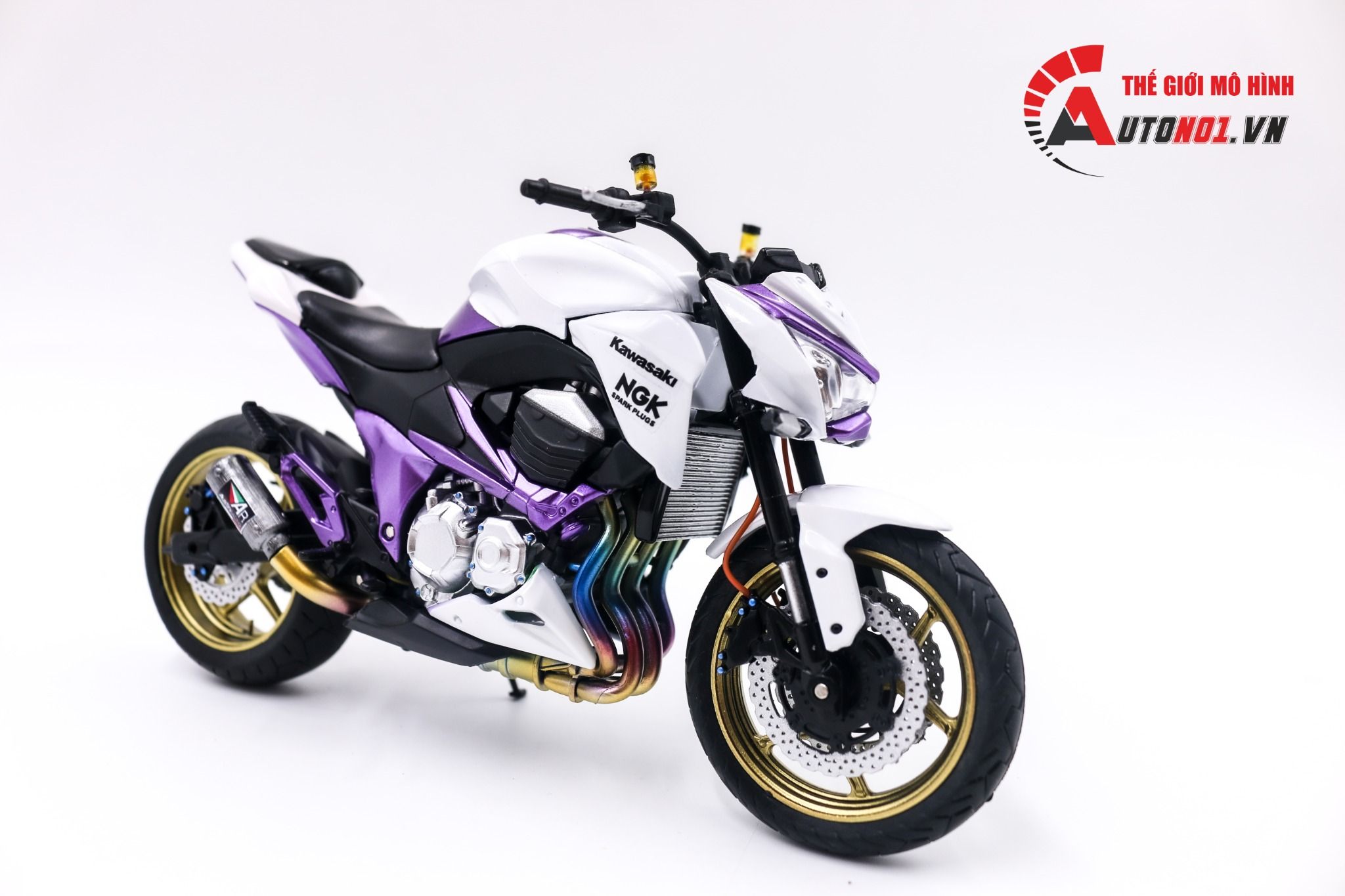  Mô hình xe độ Kawasaki Z800 Metal Violet độ pô 1:12 Autono1 Automaxx D225A 