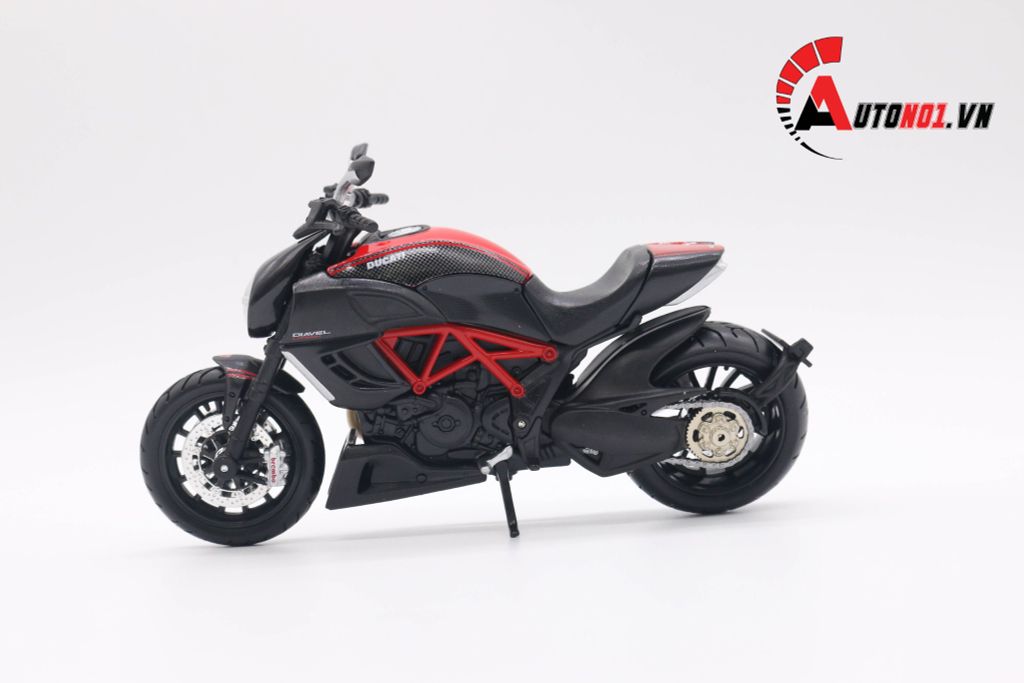 MÔ HÌNH DUCATI DIAVEL CARBON 1:12 MAISTO 4364