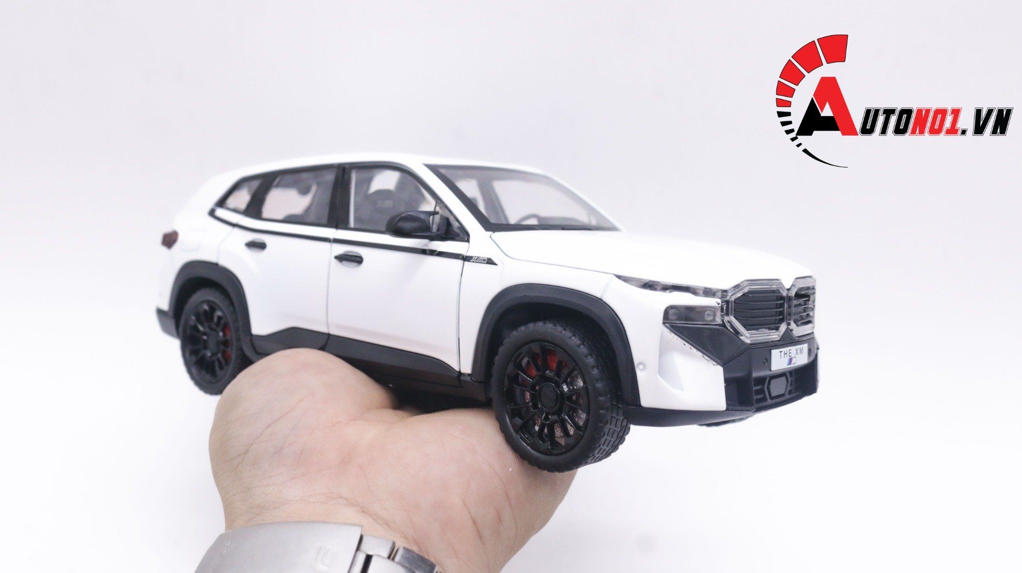  Mô hình xe ô tô BMW The XM bằng hợp kim tỉ lệ 1:24 Jinlifang OT250 